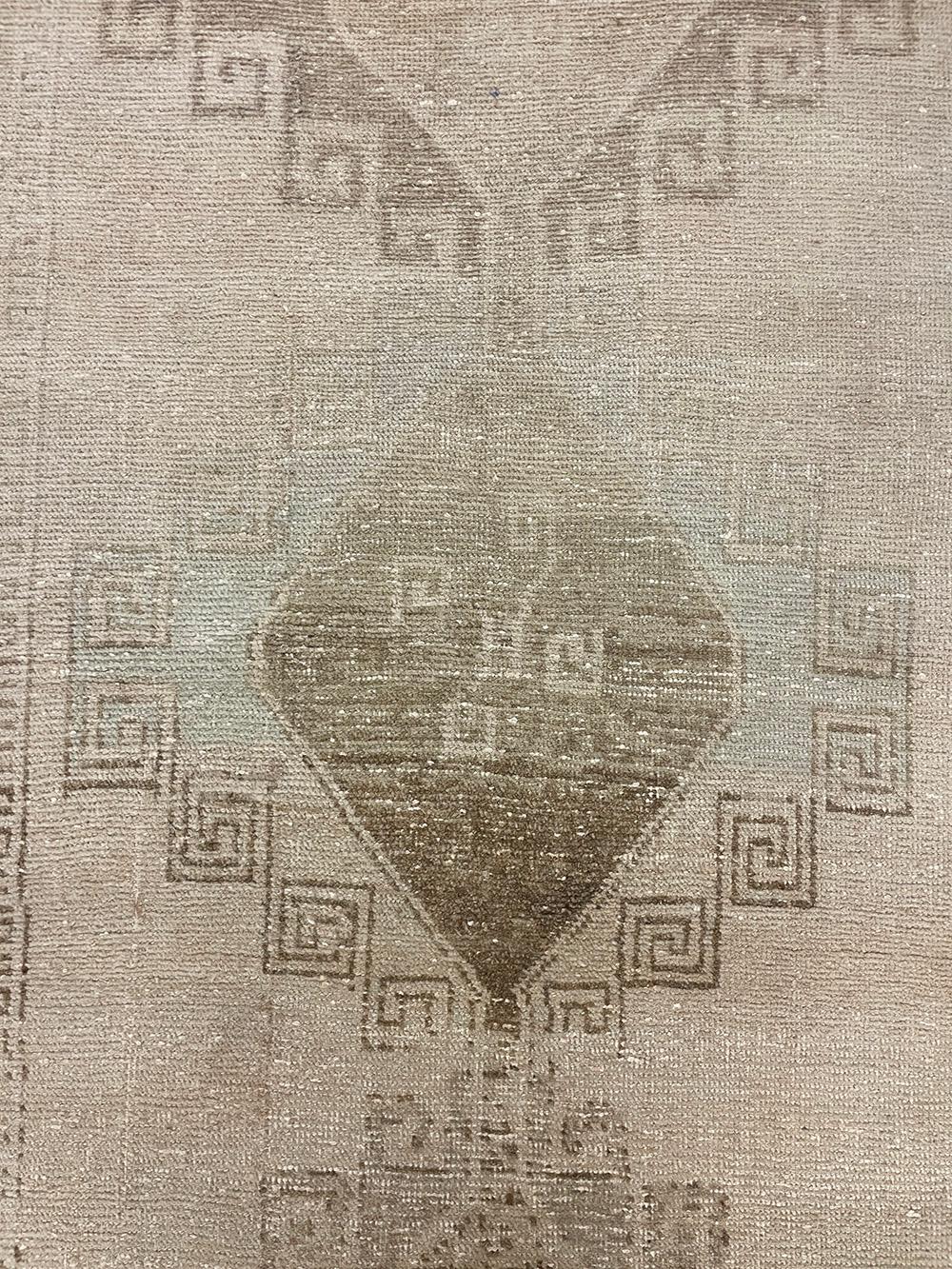 Runner turco fatto a mano della metà del 20° secolo della collezione Silk Road Rug Inc in vendita 4