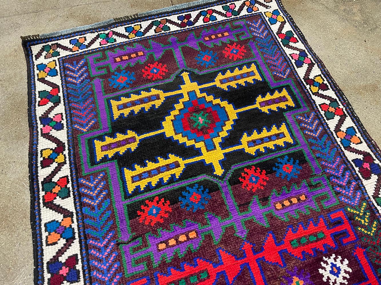 Lana Runner turco fatto a mano della metà del 20° secolo della collezione Silk Road Rug Inc in vendita