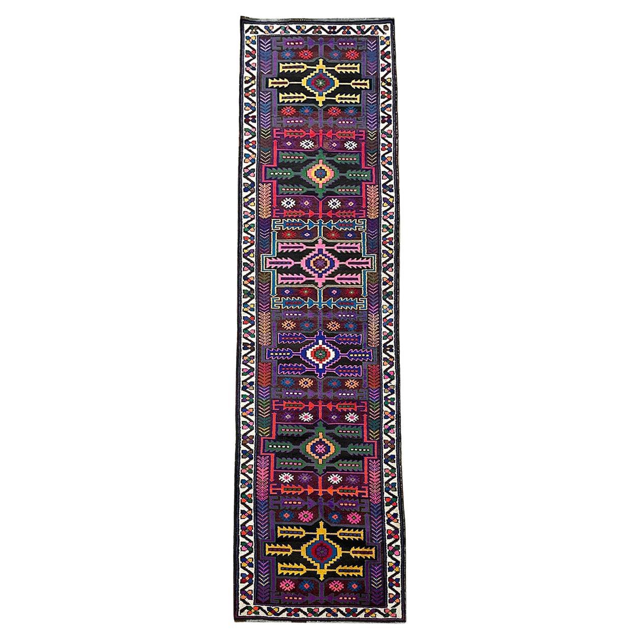 Handgefertigter türkischer Läufer aus Seiden- Road Rug Inc-Kollektion aus der Mitte des 20. Jahrhunderts
