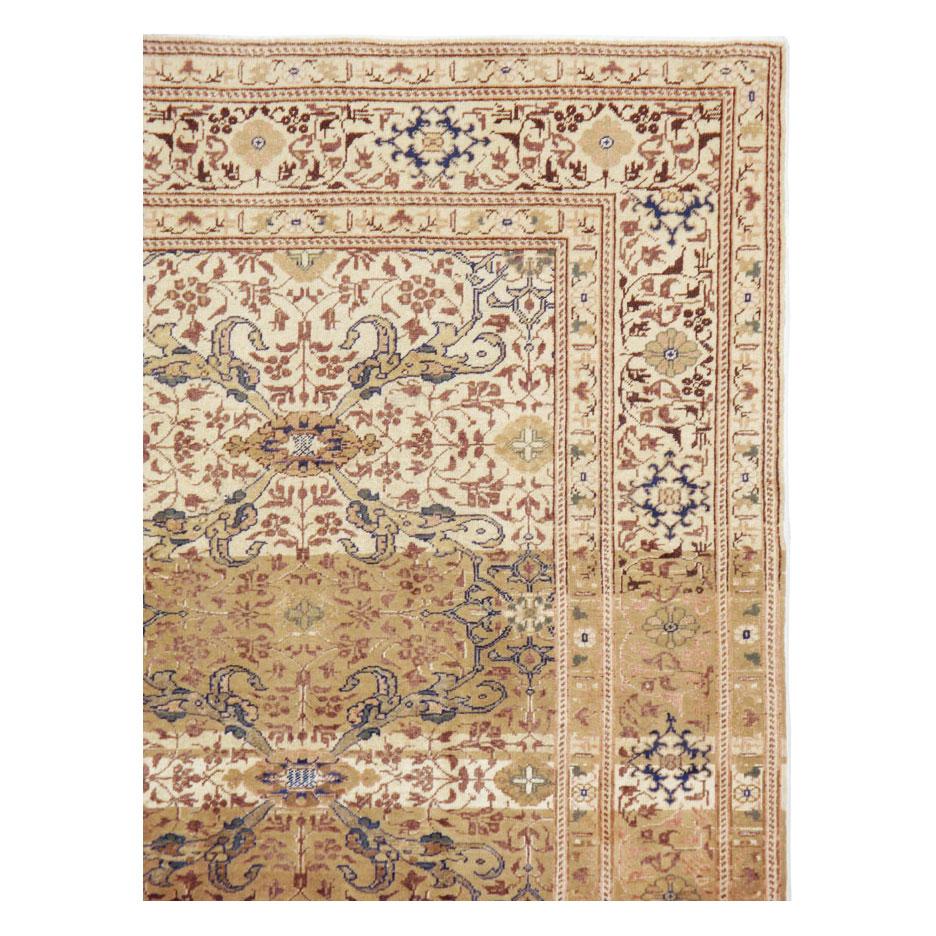 Neoclassical Mid-20th Century Handmade Turkish Sivas Accent Rug For Sale