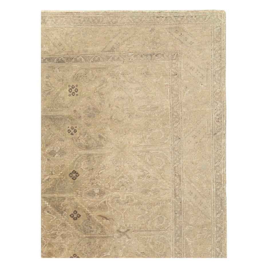 Rustic Mid-20th Century Handmade Turkish Sivas Accent Rug in Cream and Mauve For Sale