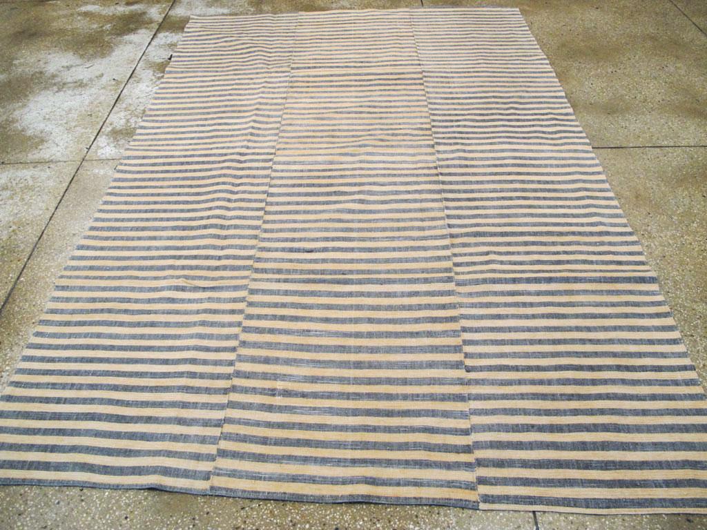 Mid-20th Century Handmade Turkish Striped Flatweave Kilim Accent Rug In Good Condition In New York, NY