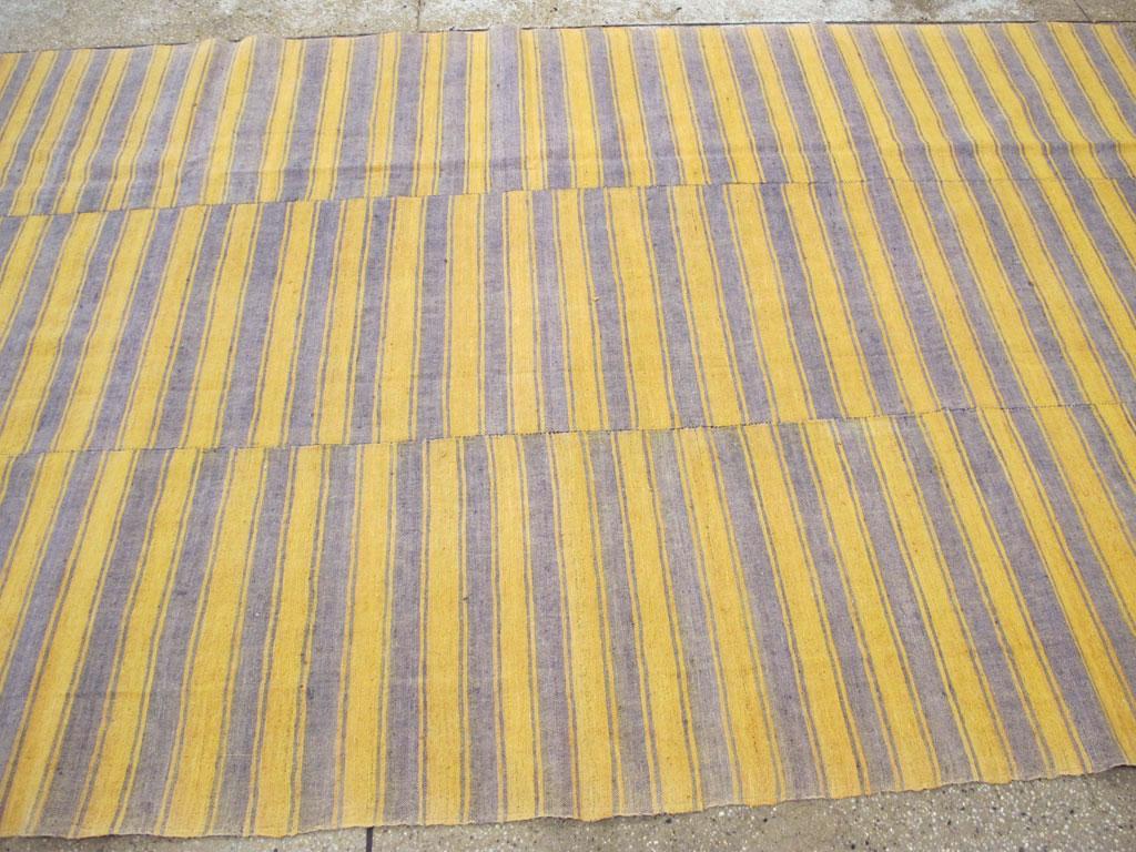 Mid-20th Century Handmade Turkish Striped Flat-Weave Kilim Accent Rug For Sale 1