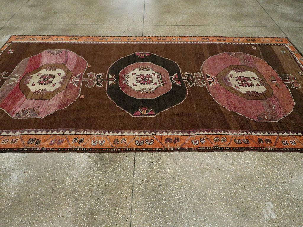 Mid-20th Century Handmade Turkish Tribal Gallery Accent Rug For Sale 1
