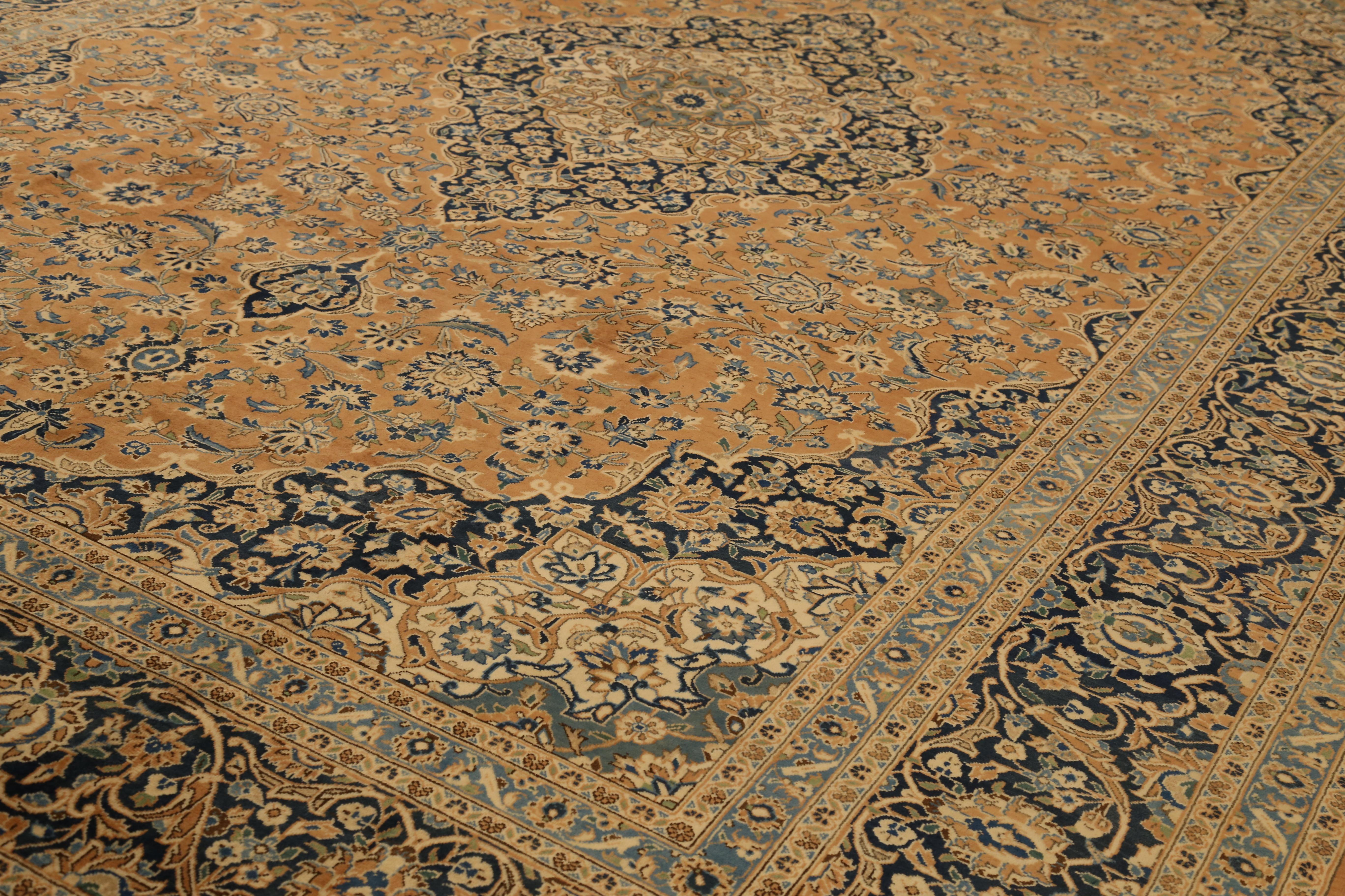 Handgewebter Perserteppich aus der Mitte des 20. Jahrhunderts, Kashan-Design (Kaschan) im Angebot