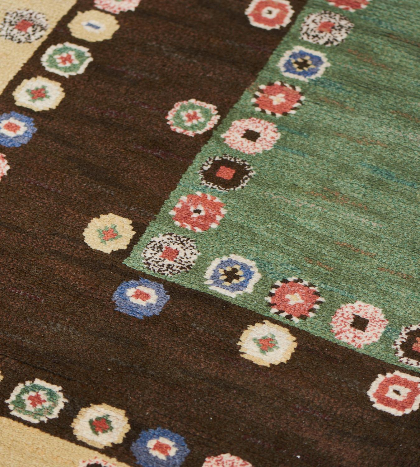 Mid-20th Century Handwoven Wool Swedish Rug For Sale 4