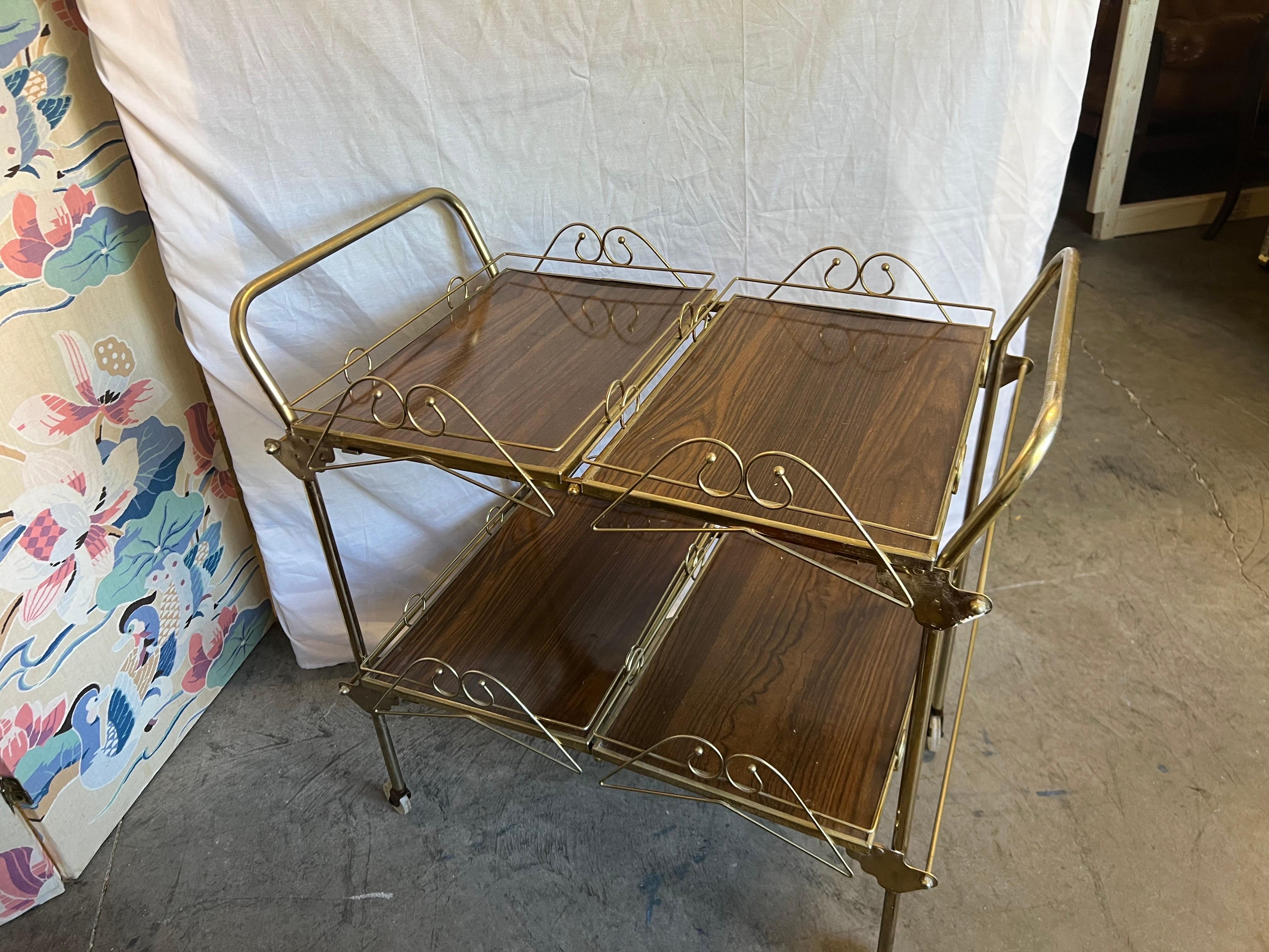 Mid-20th Century Hollywood Regency Brass and Walnut Tone Serving Cart For Sale 2