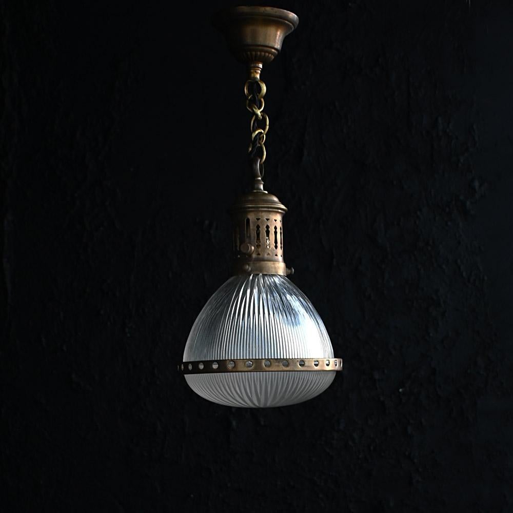 Mid-Century Modern Mid-20th Century Holophane Pendant Light en vente