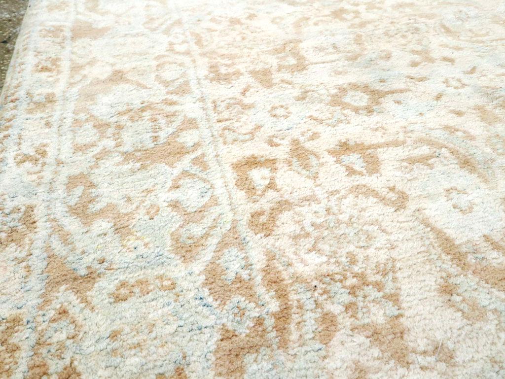 Persiano Tappeto Agra in cotone indiano della metà del XX secolo in vendita