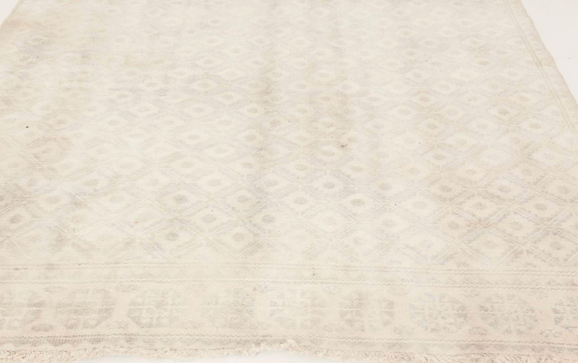 20th Century Midcentury Indian Beige Handmade Cotton Runner For Sale