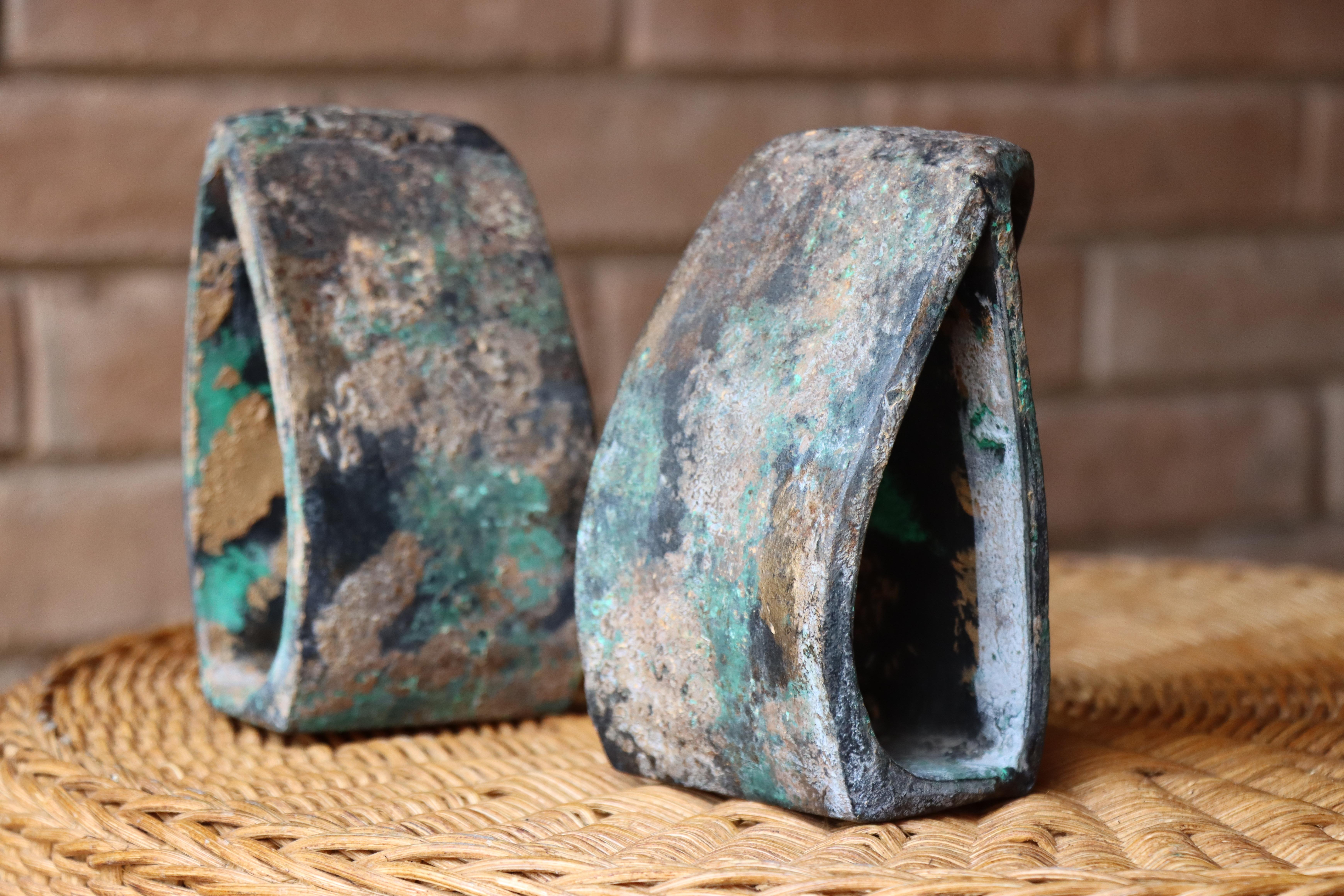 Mid-20th Century Isamu Noguchi Style Japanese Iron Owl Bookends In Good Condition In Round Rock, TX