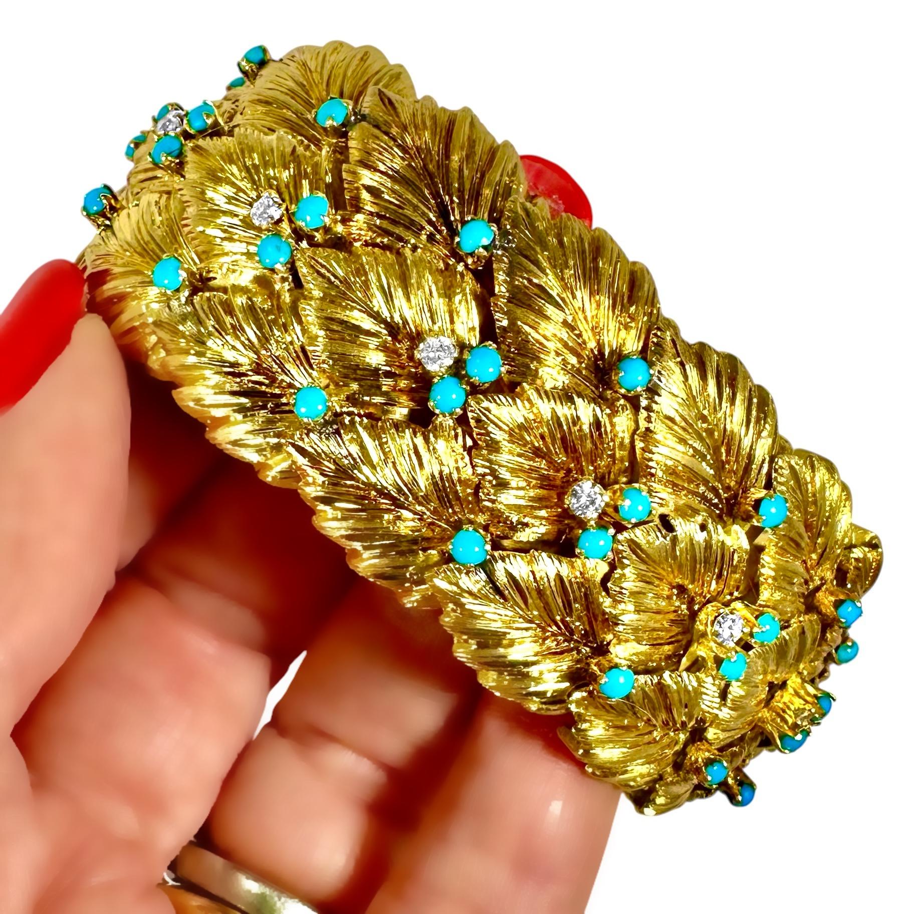 Bracelet italien du milieu du 20e siècle en or 18 carats feuillagé avec diamants et turquoise en vente 1