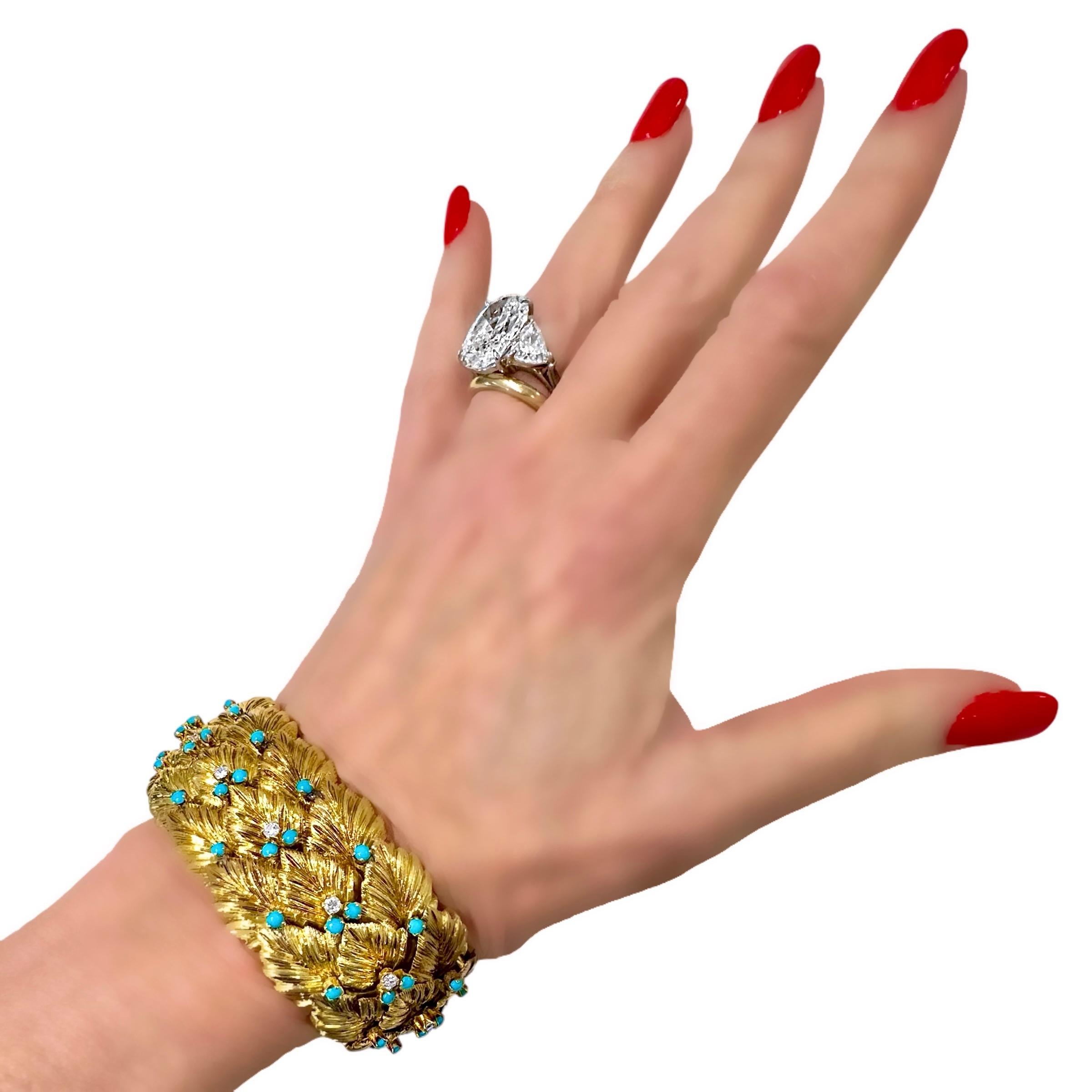 Bracelet italien du milieu du 20e siècle en or 18 carats feuillagé avec diamants et turquoise en vente 3