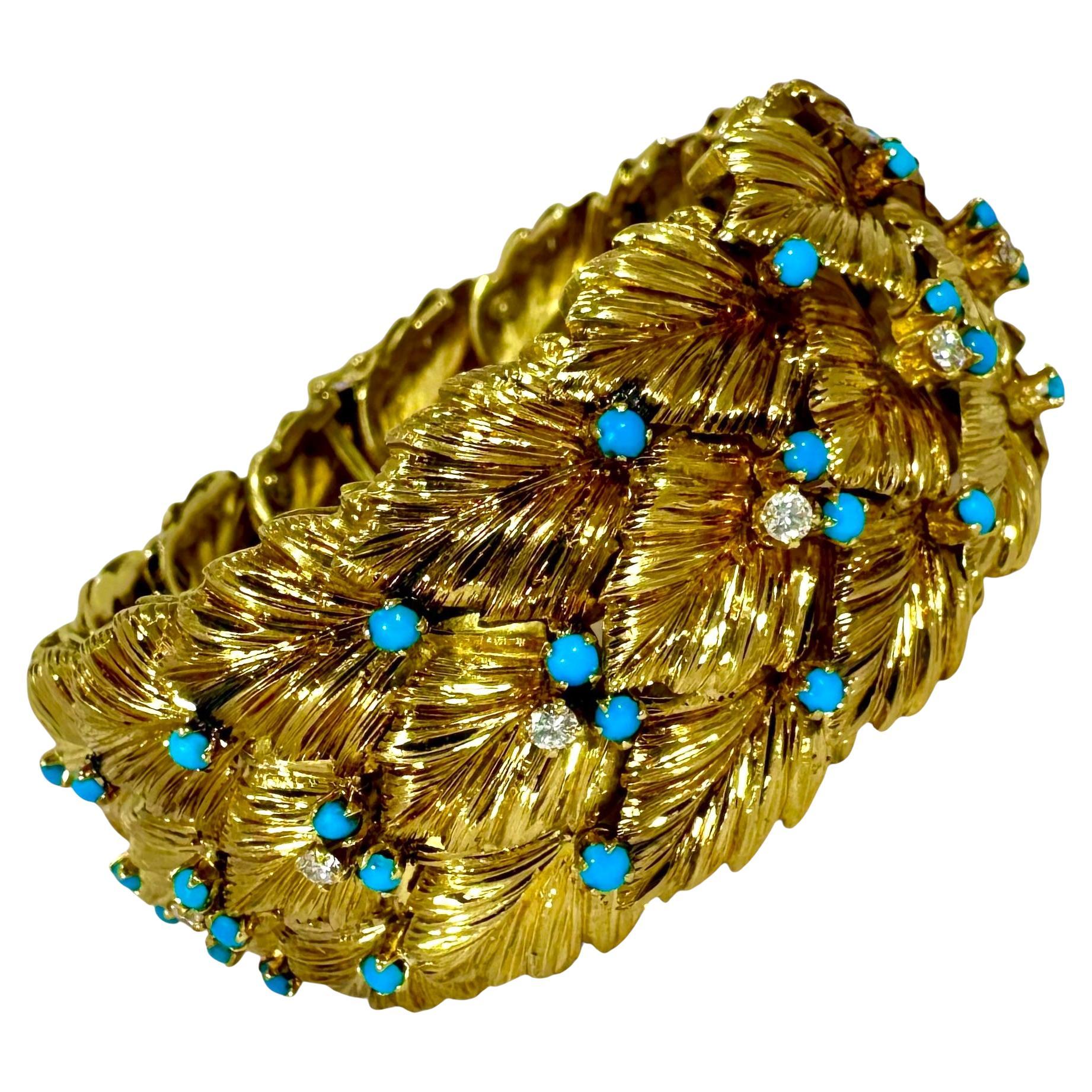 Mid-20th Century Italian 18K Gold Foliate Bracelet with Diamonds and Turquoise