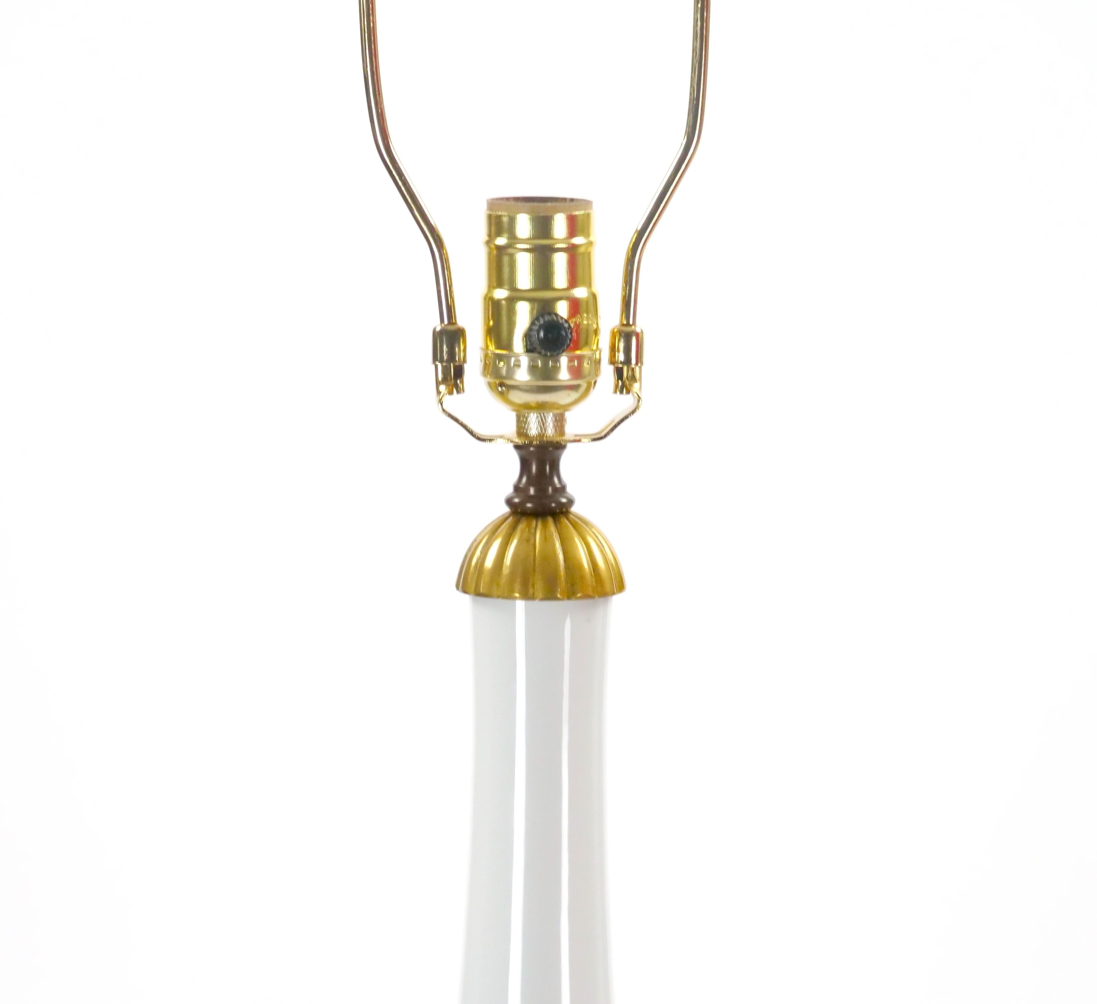 Mid-20th Century Italian Art Deco Porcelain Table Lamps/Gilt Brass Accents For Sale 2