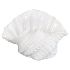 Retro Mid-20th Century Italian Blanc De Chine Ceramic White Seashell Dish