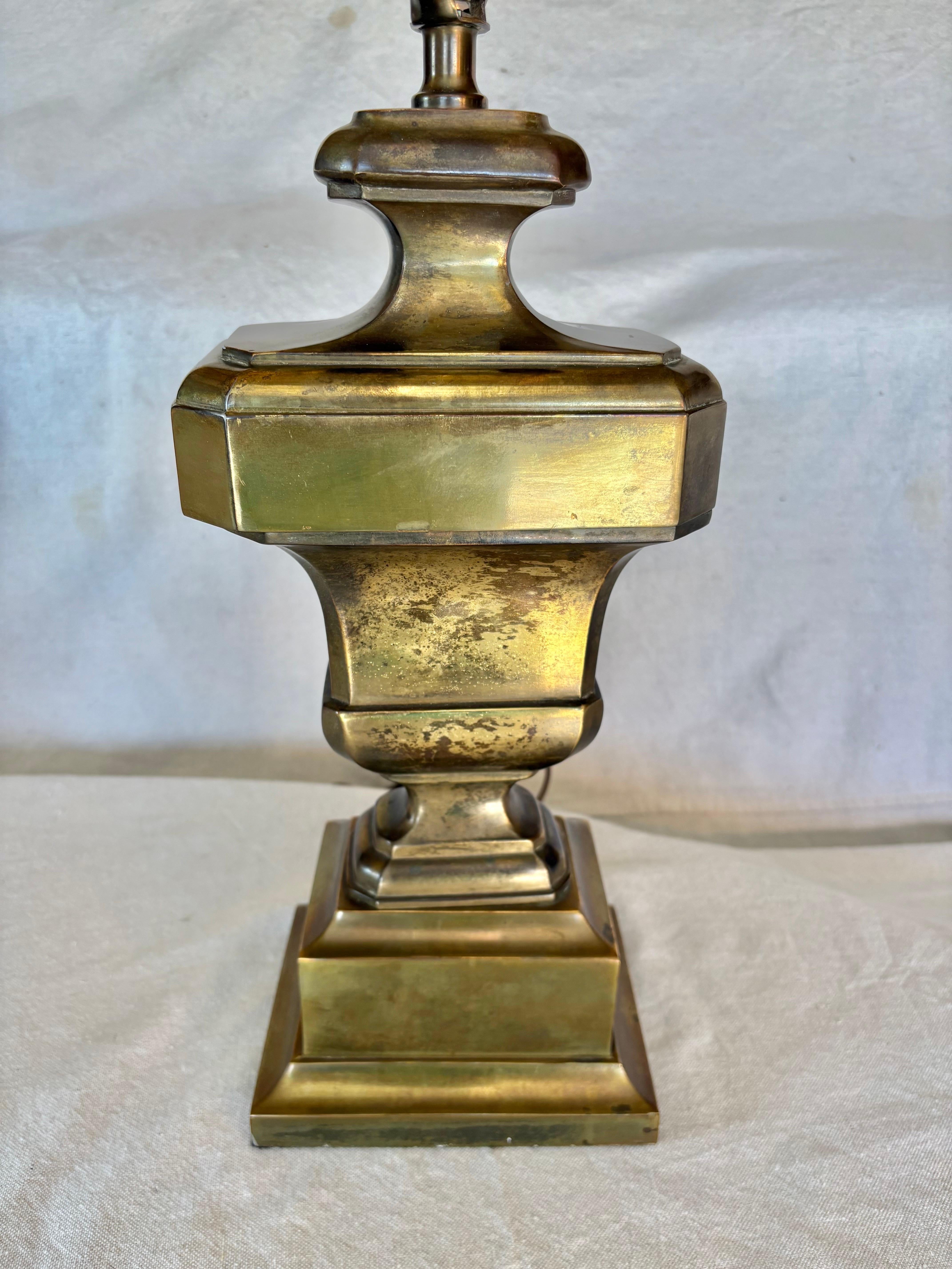 Mid 20th Century Italian Brass Table Lamp For Sale 1