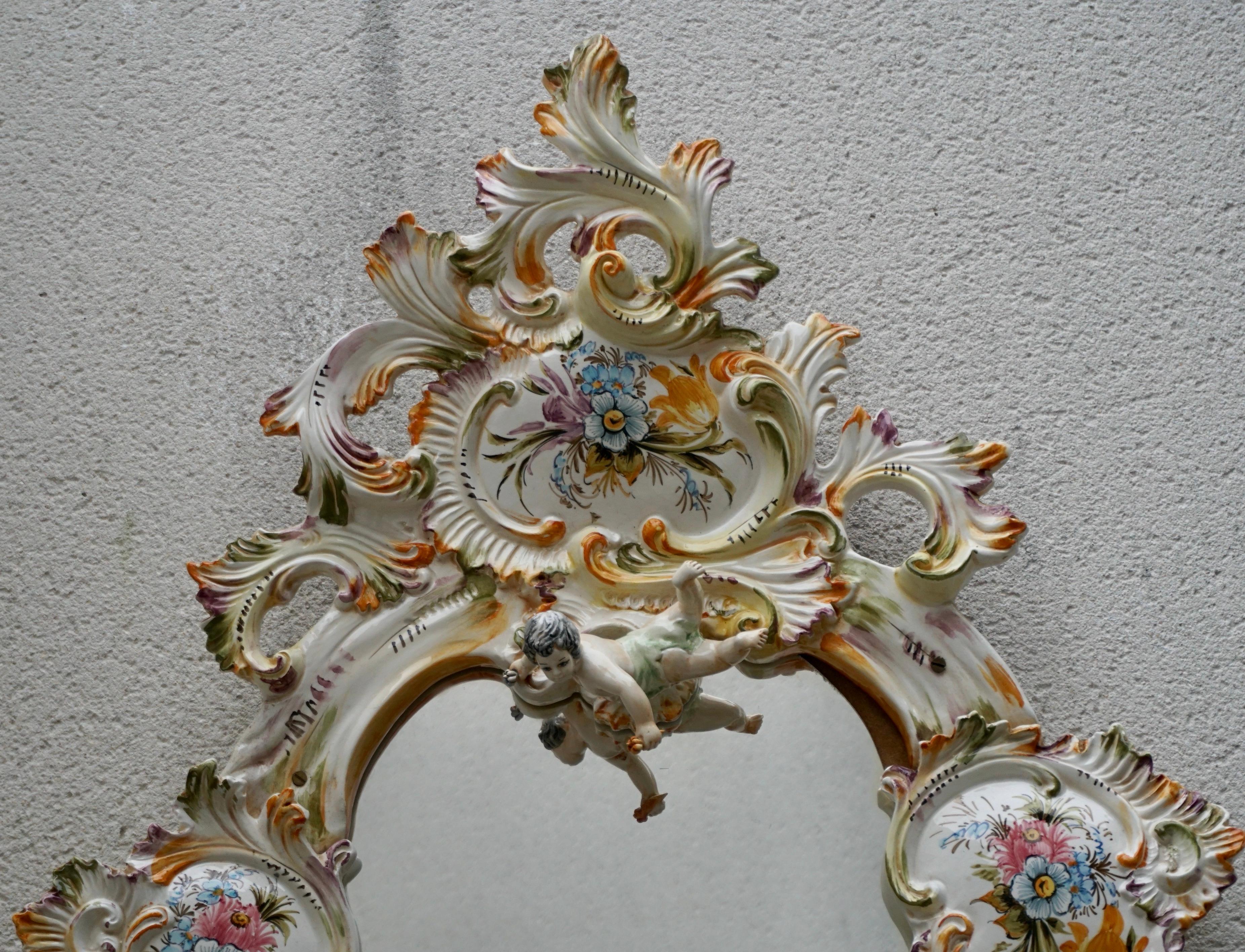 Mid-20th Century Italian Capodimonte Porcelain Mirror with Flowers and Cherubs For Sale 3