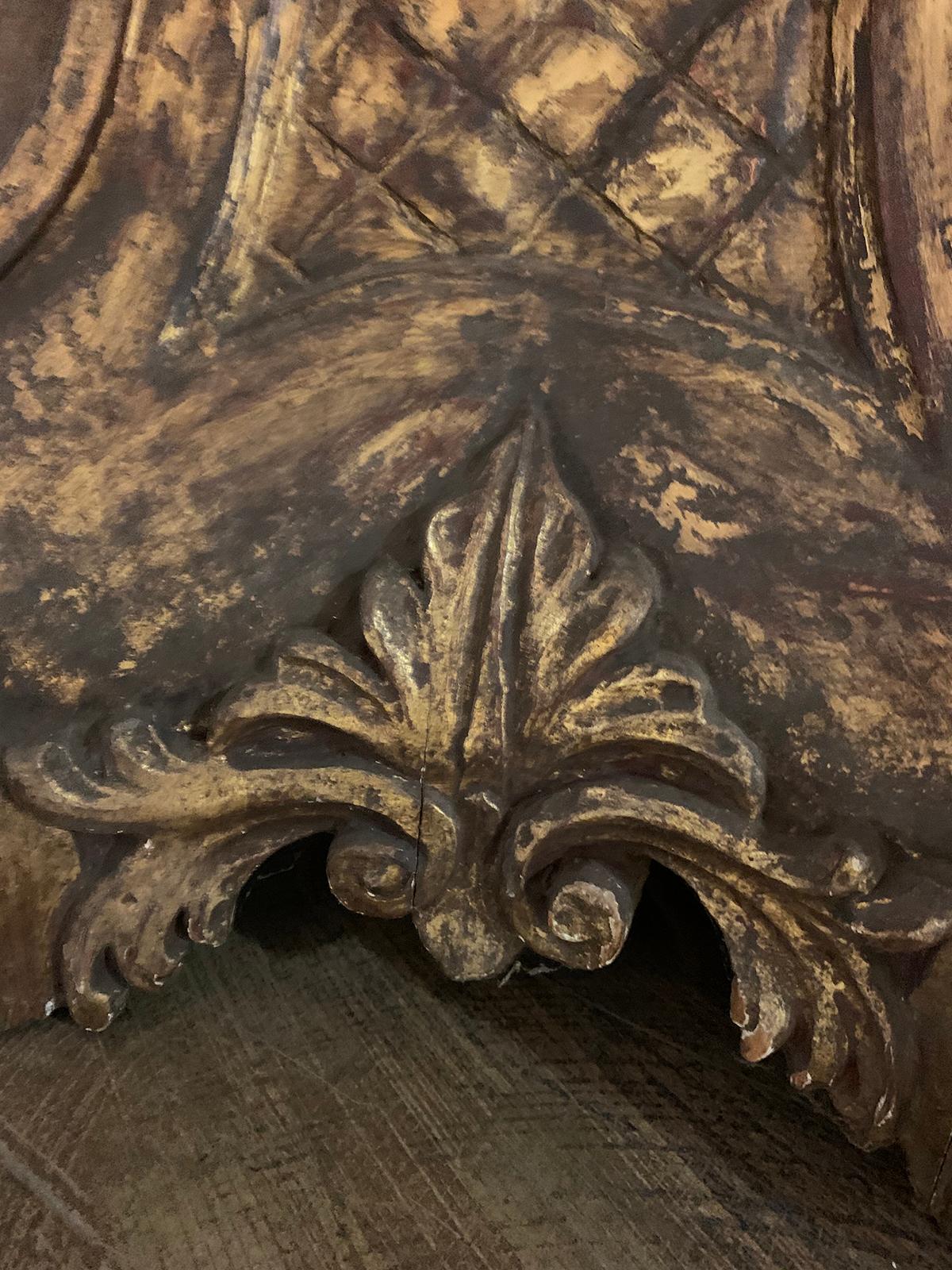 Mid-20th Century Italian Carved Giltwood Pedestal Table with Marble Top 1