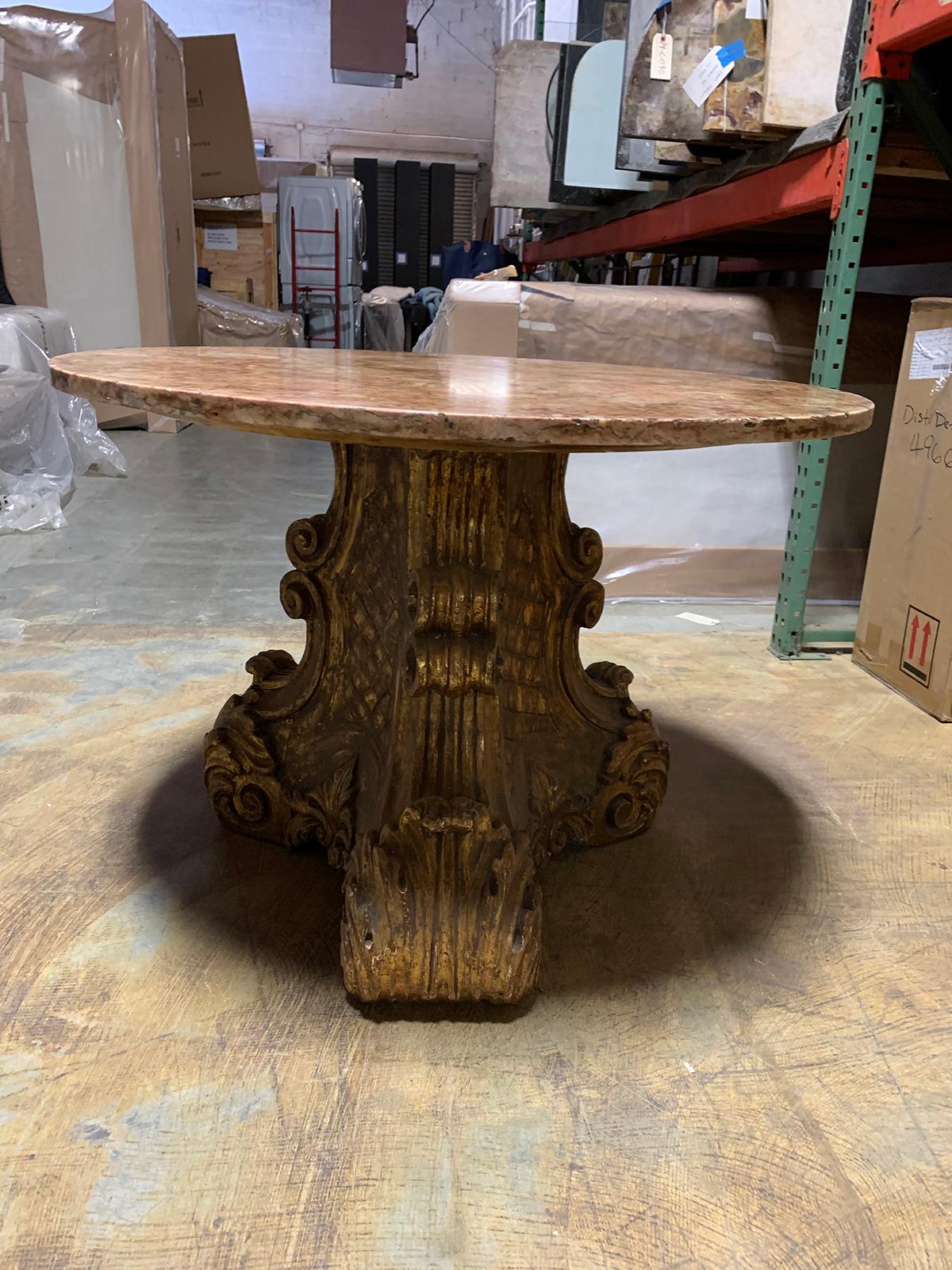 Mid-20th Century Italian Carved Giltwood Pedestal Table with Marble Top 5
