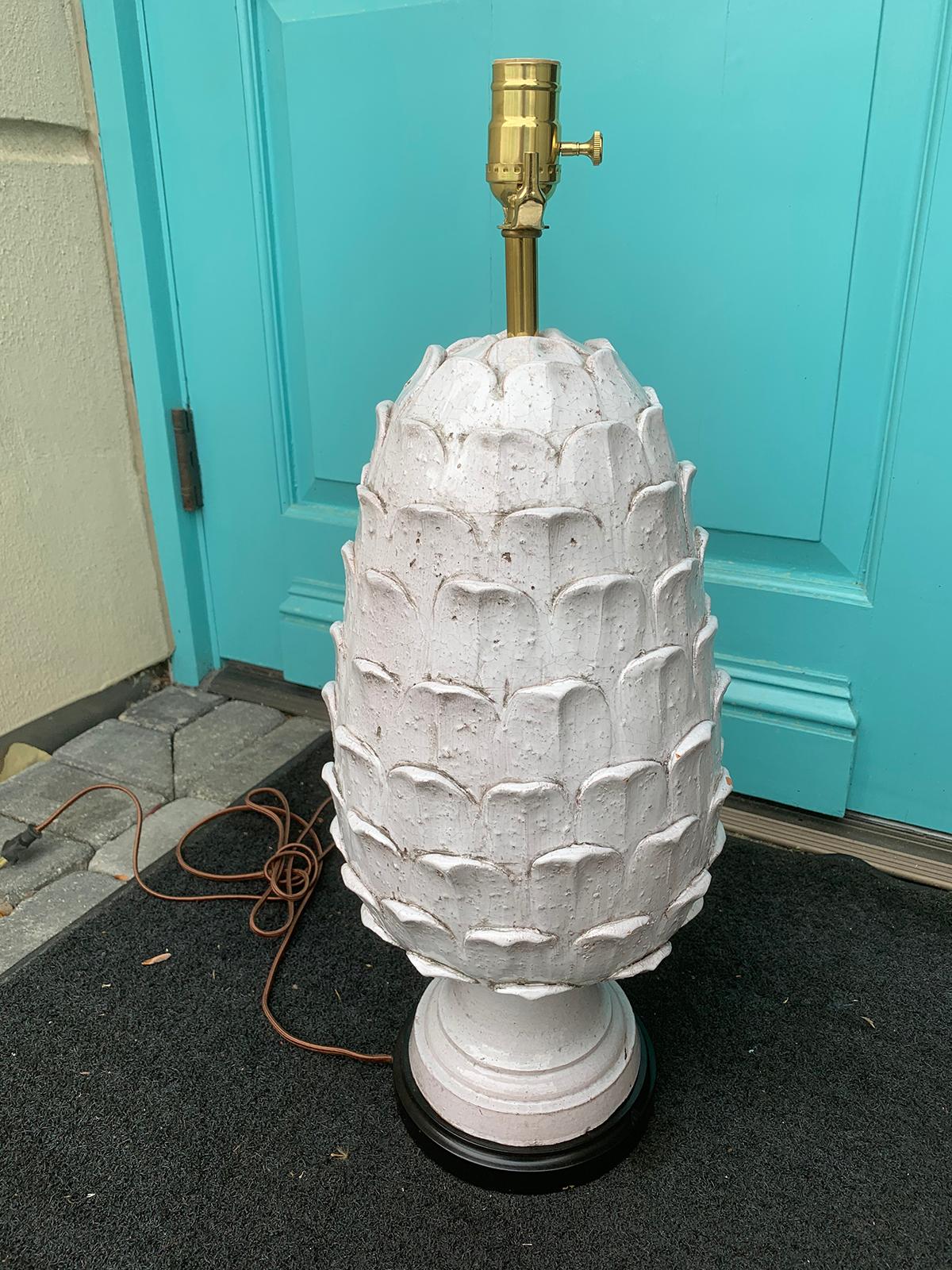 Mid-20th Century Italian Ceramic Artichoke Lamp In Good Condition In Atlanta, GA