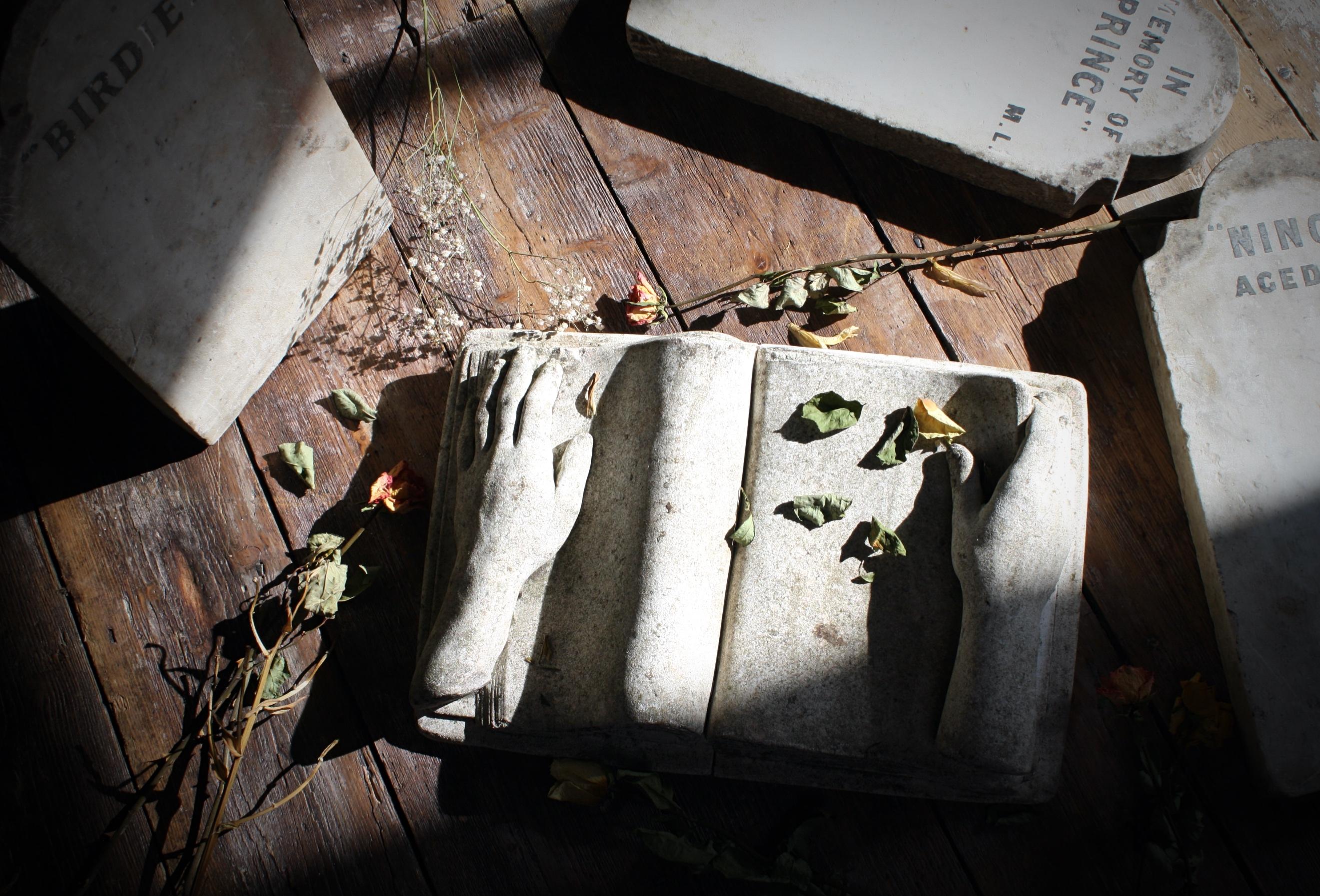 Mid-20th Century Italian Composite Marble & Limestone Grave Marker Memento Mori For Sale 9