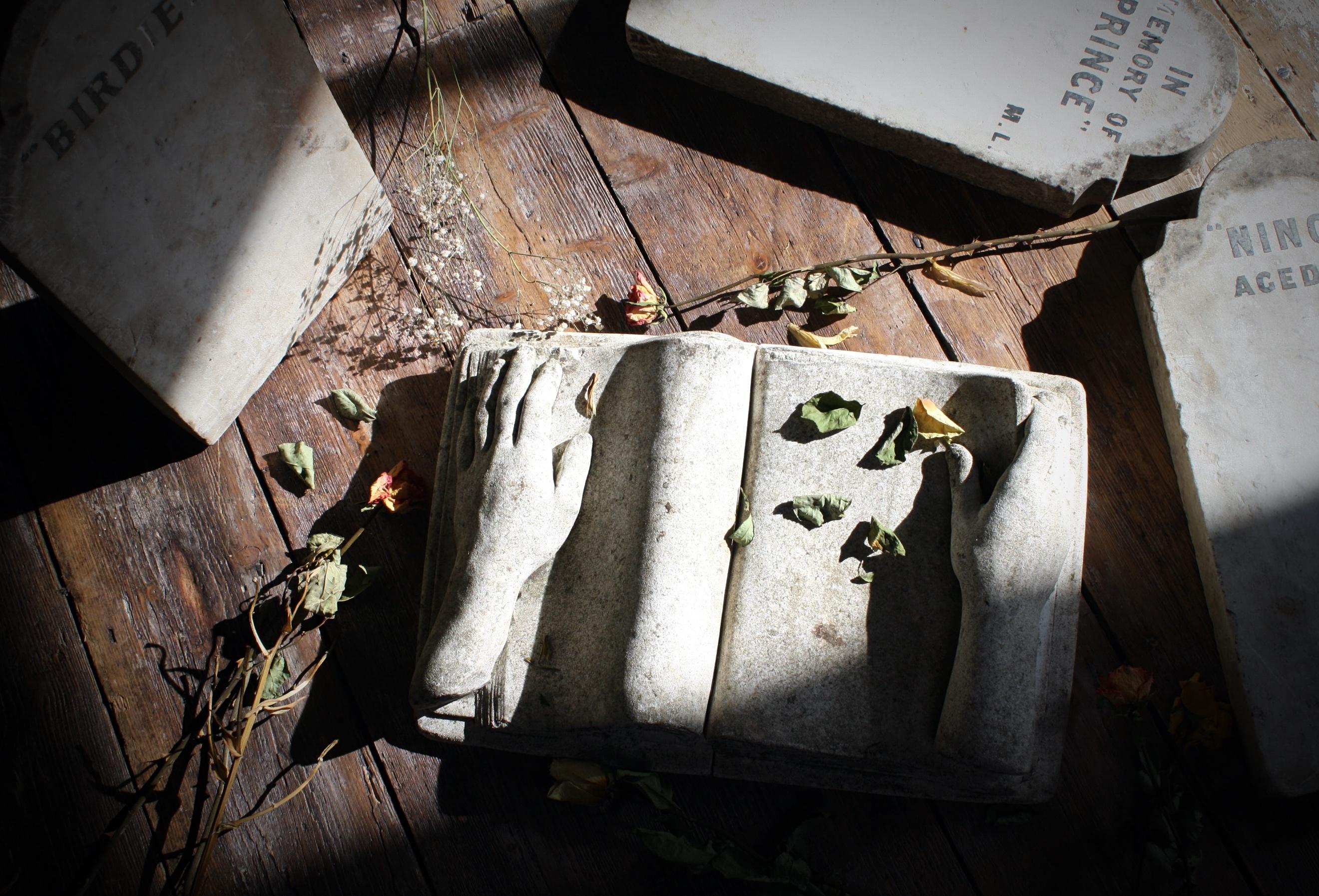 Mid-20th Century Italian Composite Marble & Limestone Grave Marker Memento Mori 9