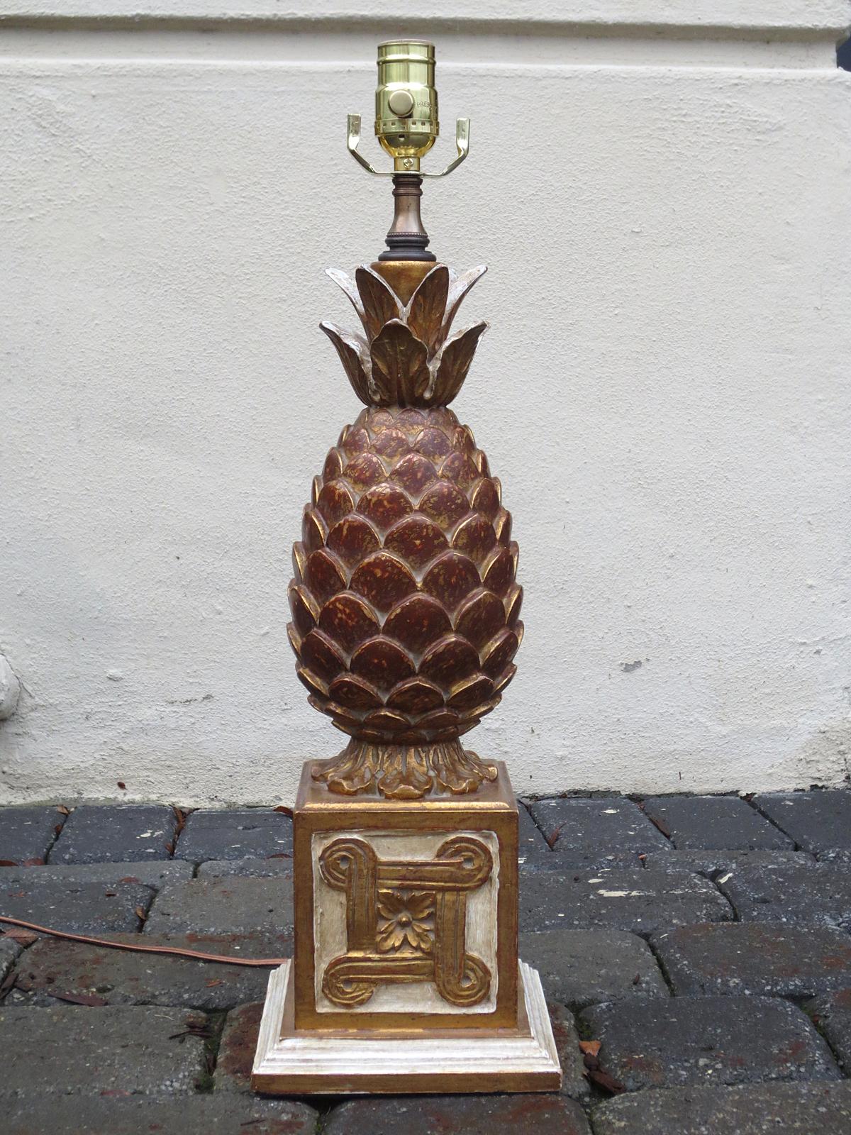 Mid-20th Century Italian Gilded Pineapple Lamp For Sale 8