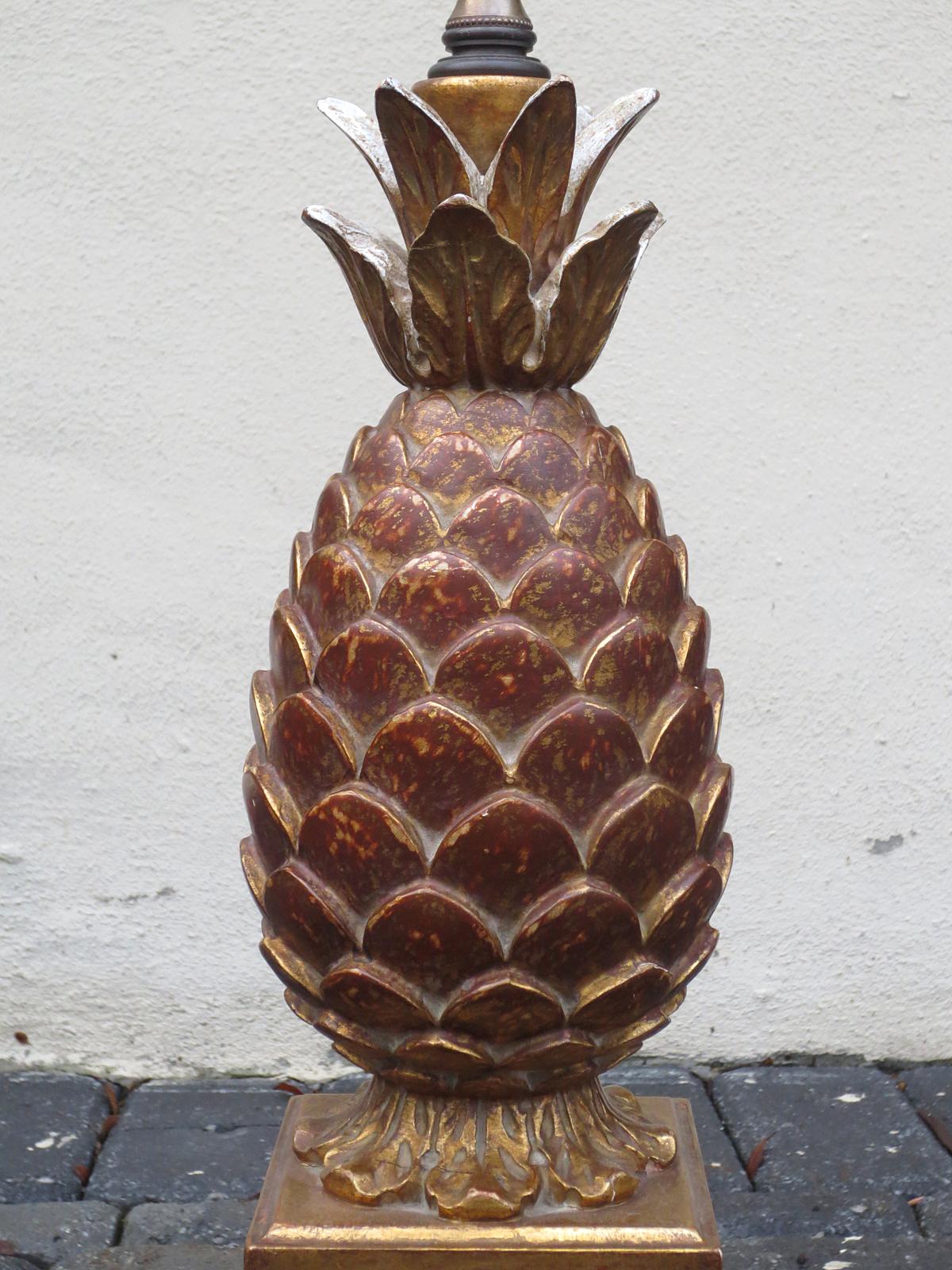 Mid-20th Century Italian Gilded Pineapple Lamp For Sale 10