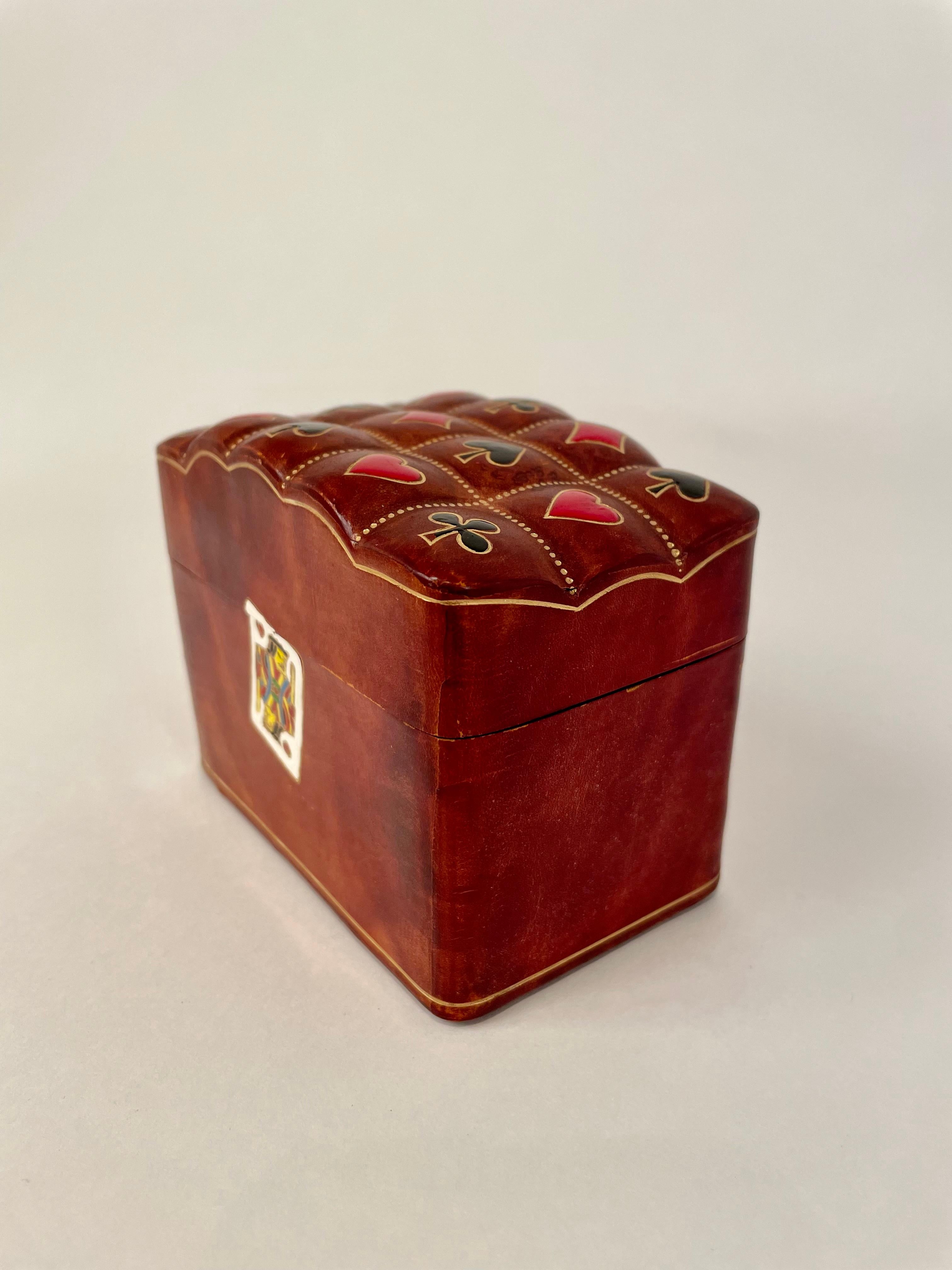 Mid-20th Century Italian Leather Playing Card Case In Good Condition For Sale In Stamford, CT