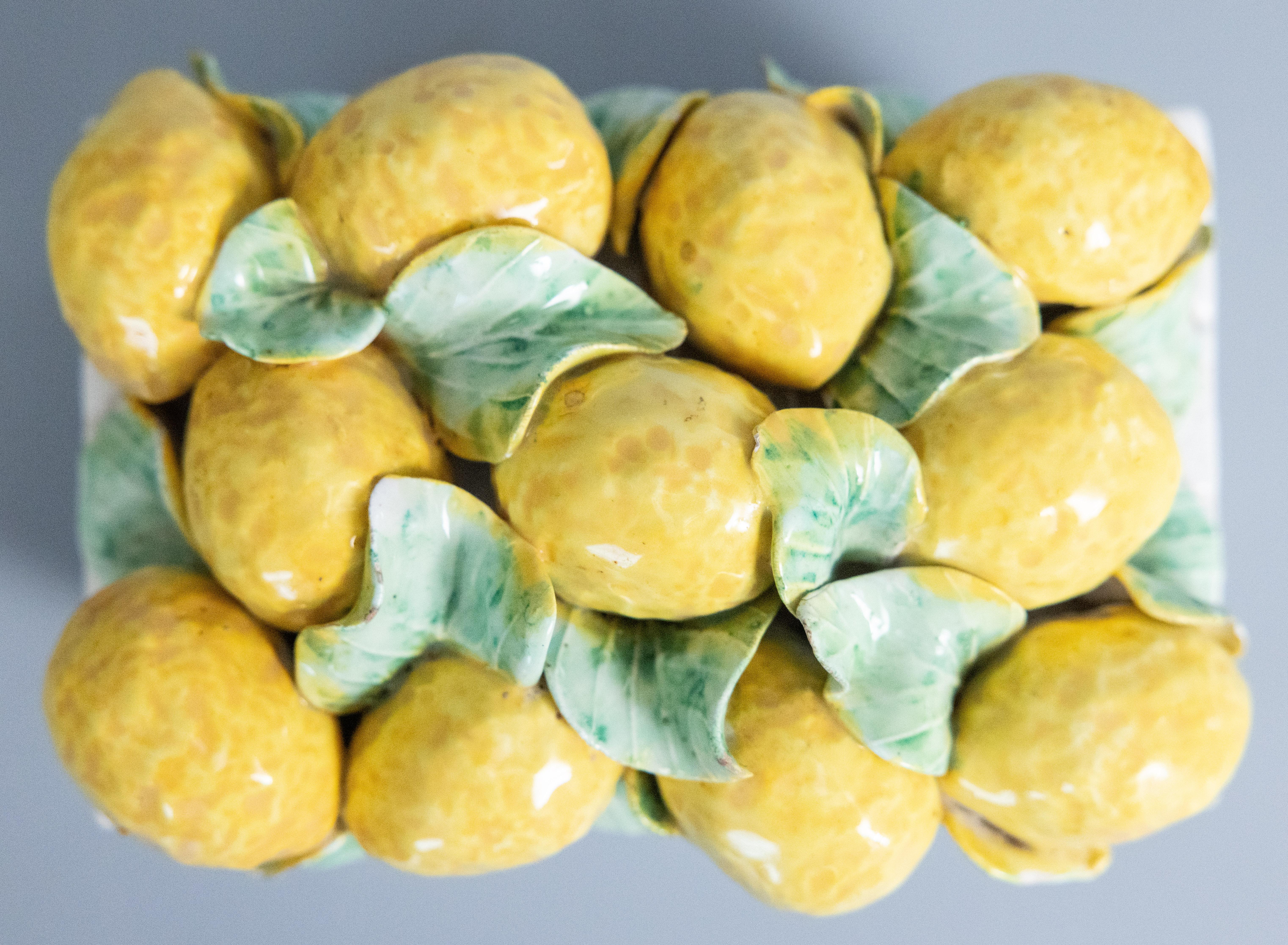  Mid-20th Century Italian Majolica Lemon Basket Lidded Dish For Sale 1