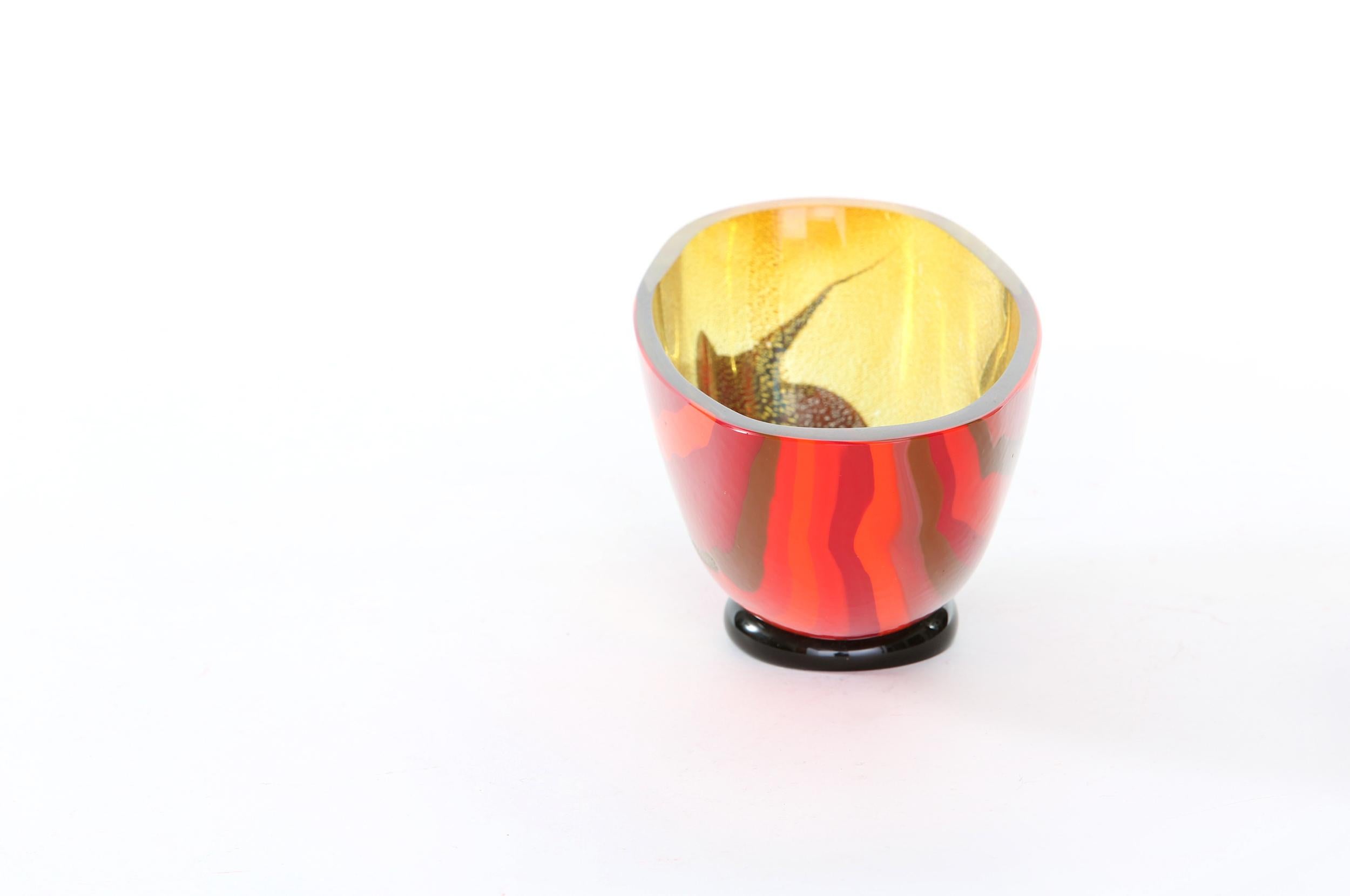 Gold Mid-20th Century Italian Murano Glass Bowl