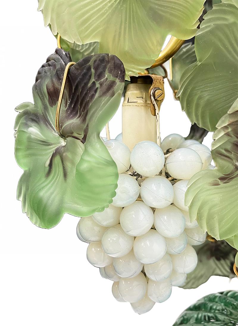 Mid-20th Century Italian Murano Grape Lamp For Sale 9