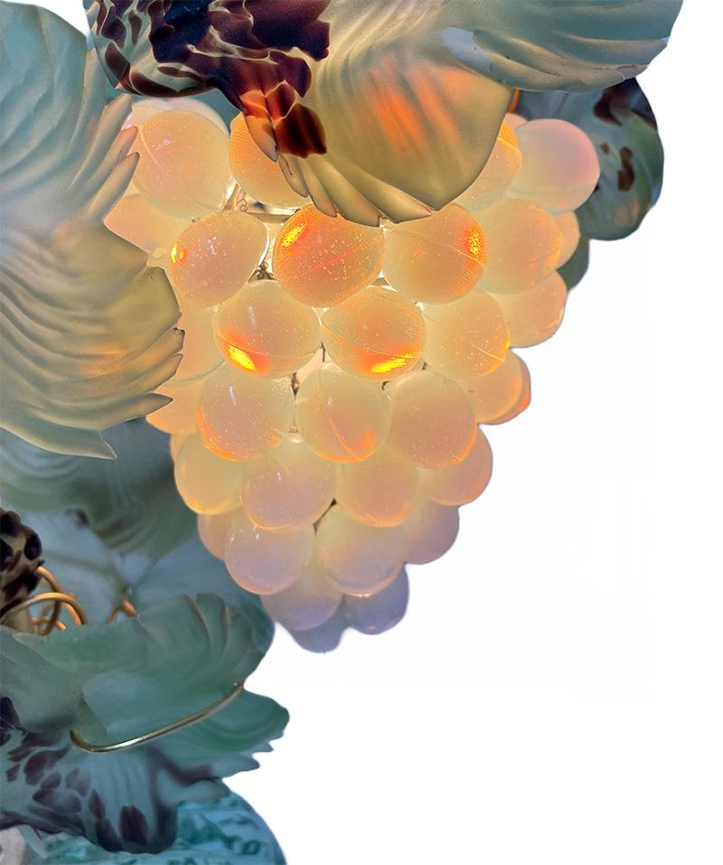 Mid-20th Century Italian Murano Grape Lamp For Sale 10
