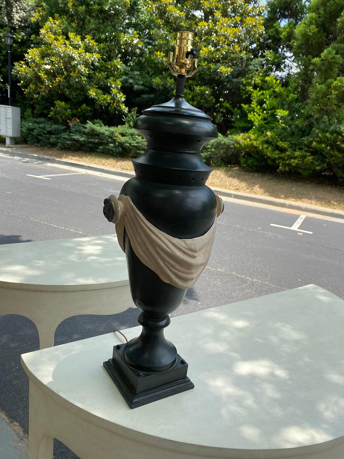 Mid-20th Century Italian Neoclassical Tole Lamp with Custom Finish Swag In Good Condition For Sale In Atlanta, GA