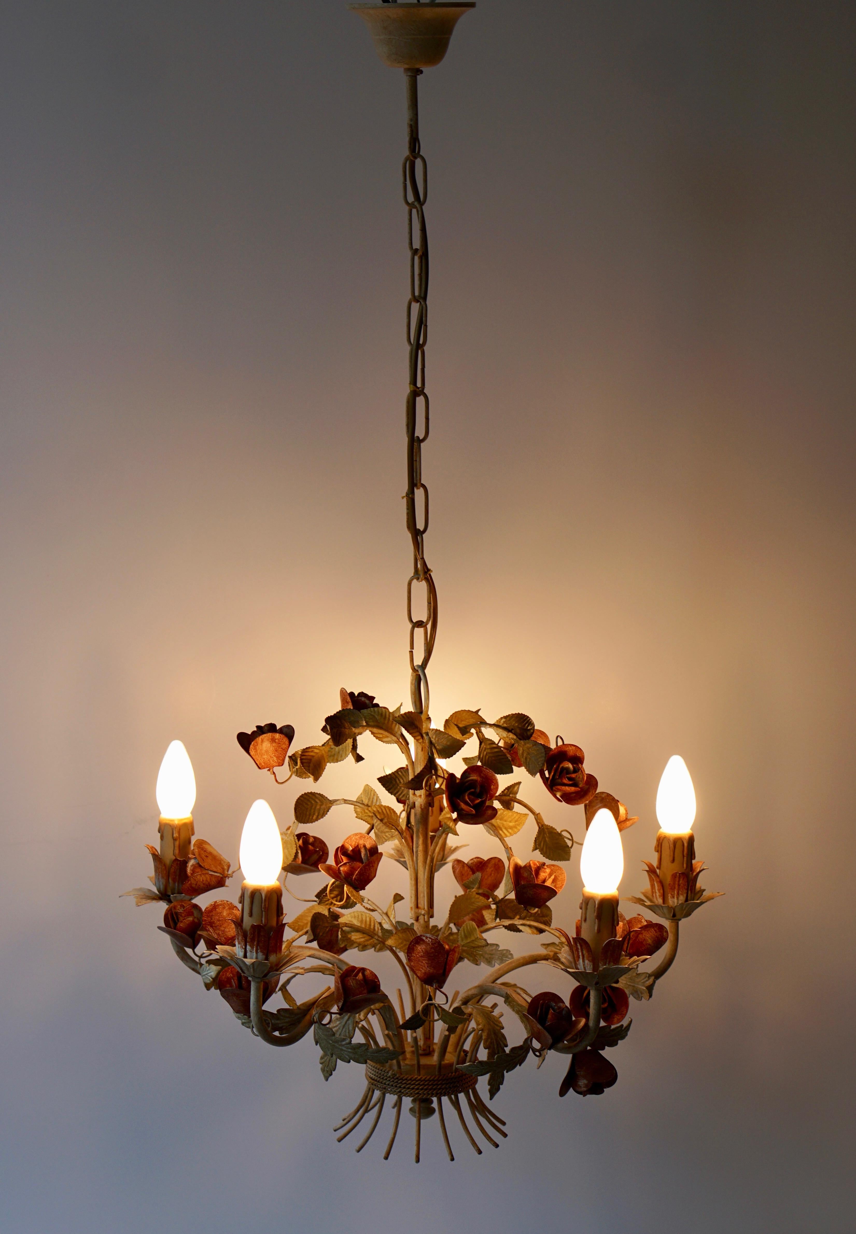 Mid-20th Century Italian Painted Iron and Tole Chandelier with Flowers 14