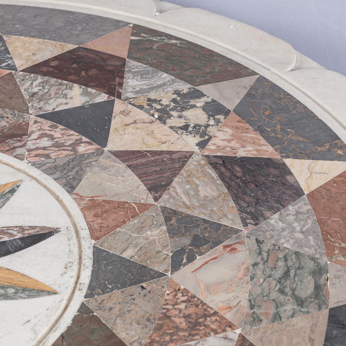 Table d'appoint italienne ronde du milieu du 20e siècle en mosaïque de marbre Pietre Dure en vente 4