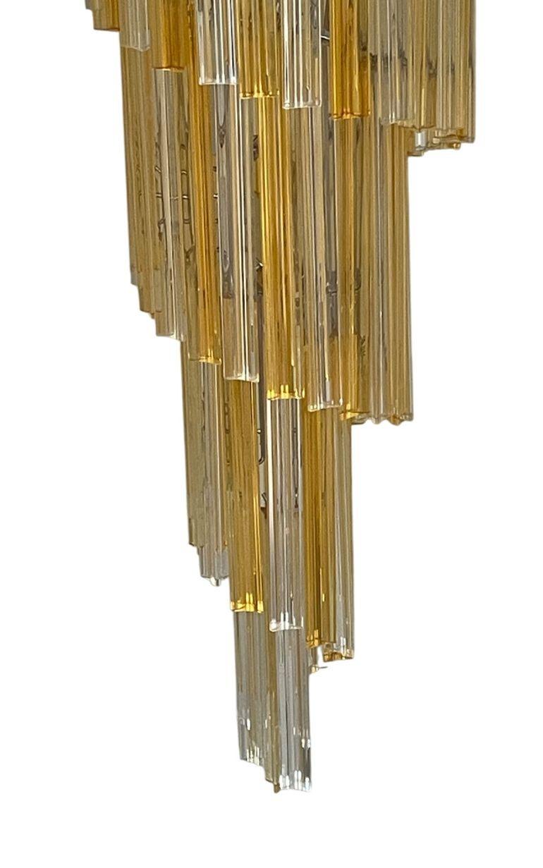 Lampadario a spirale italiano della metà del XX secolo con vetro ambra e trasparente di Venini In condizioni buone in vendita a Los Angeles, CA