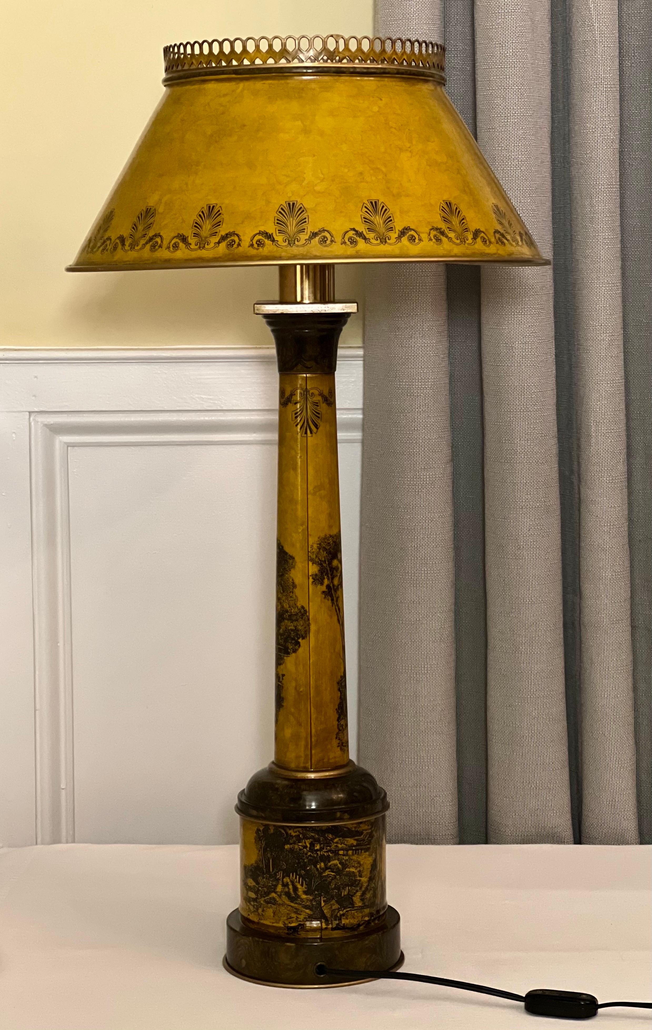 Mitte des 20. Jahrhunderts Italienisch Tole Lampe  (Empire) im Angebot