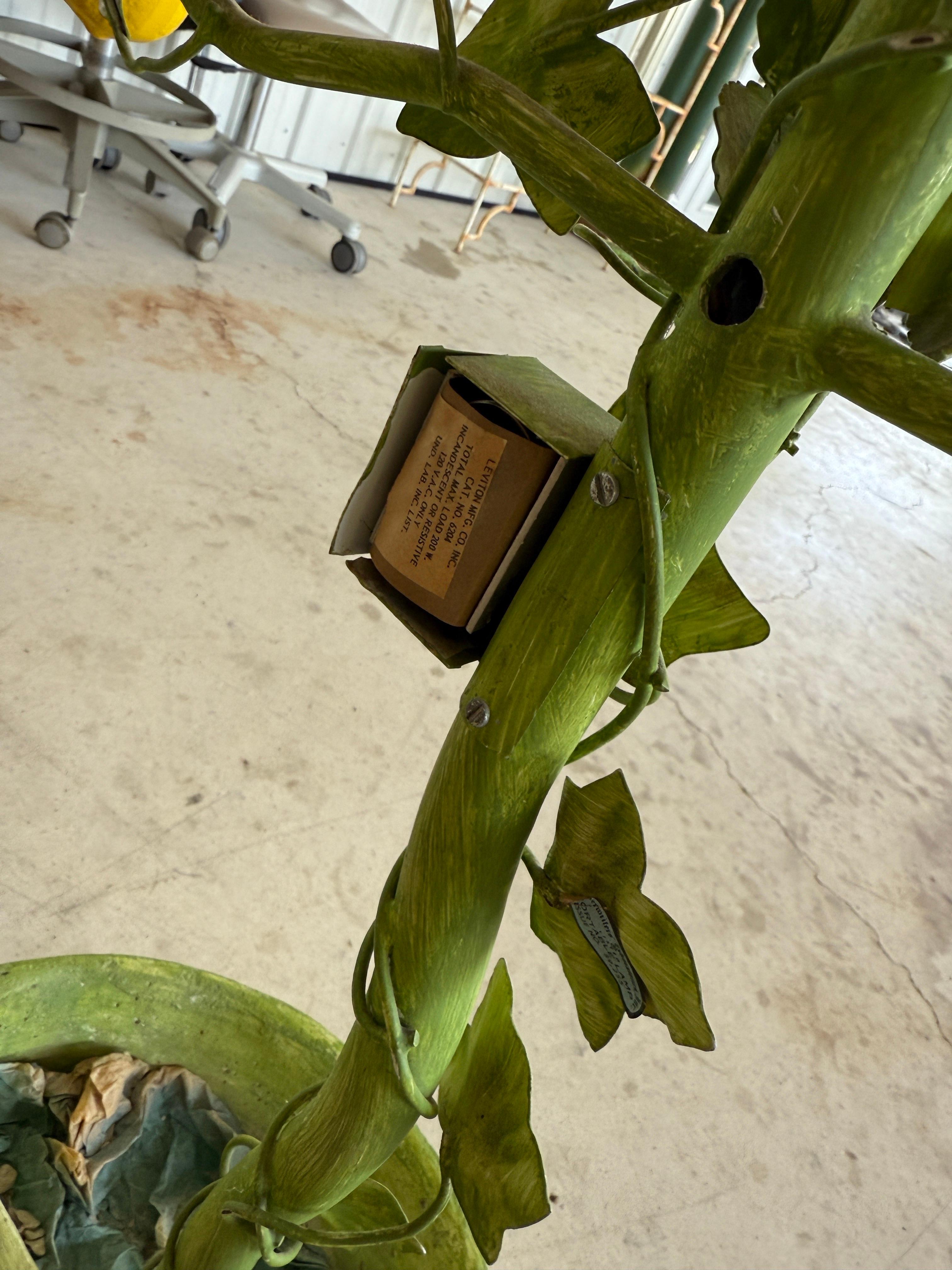 Mid-20th Century Italian Tole Lemon Espalier Tree Wall Light For Sale 5