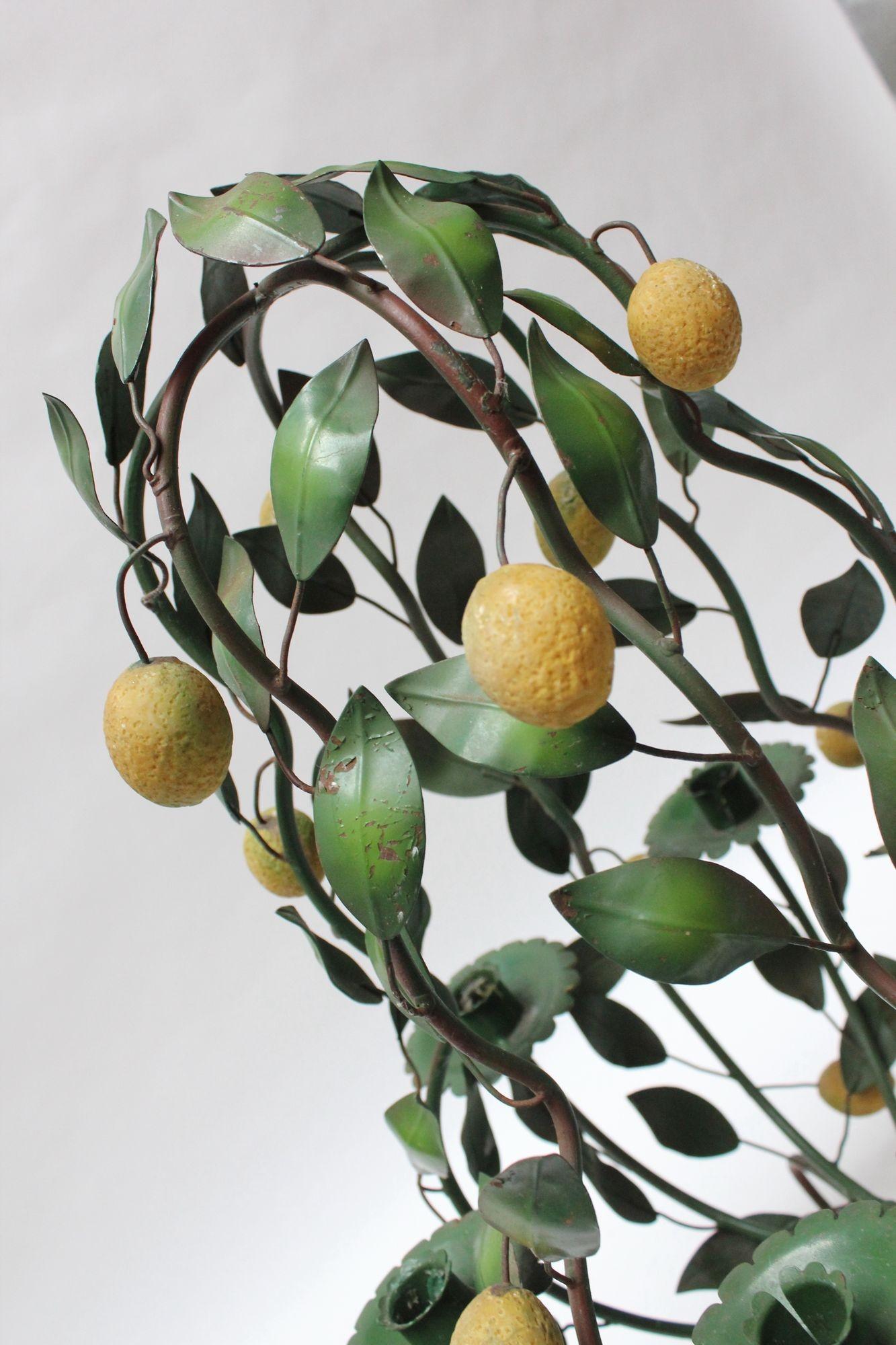 Mid-20th Century Italian Tole Lemon Tree Candelabra / Chandelier In Good Condition In Brooklyn, NY