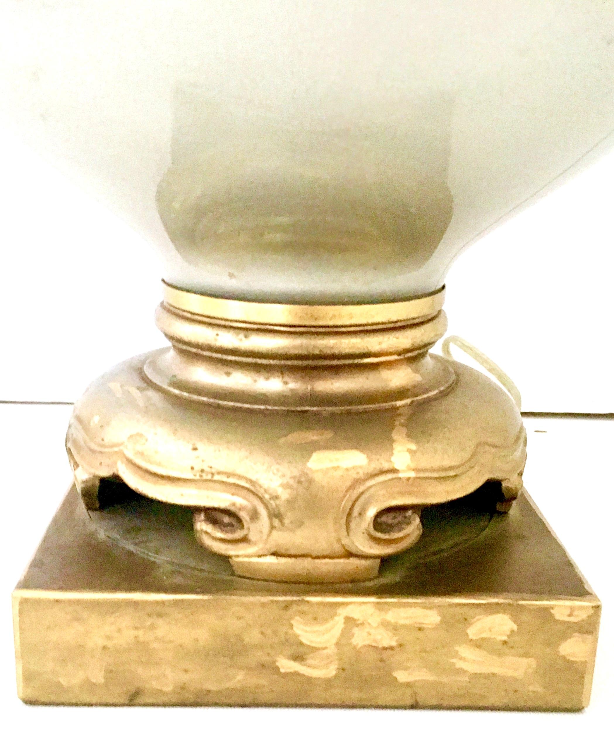Mid-20th Century Italian Venetian Glass Eglomise Silver Leaf Decalcomania Lamp For Sale 7