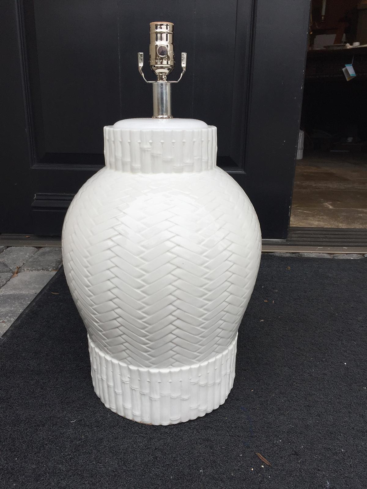 Mid-20th century Italian white faux bamboo porcelain lamp
New wiring.