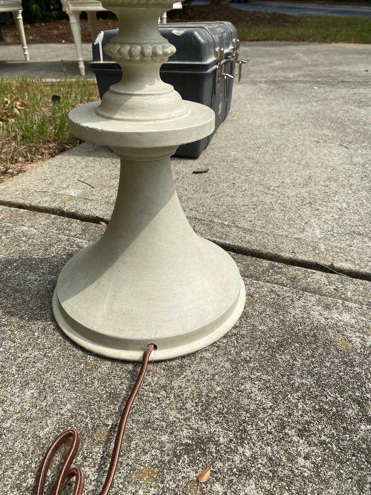 Mid-20th Century Italian Wood Lamp, Custom Finish For Sale 8