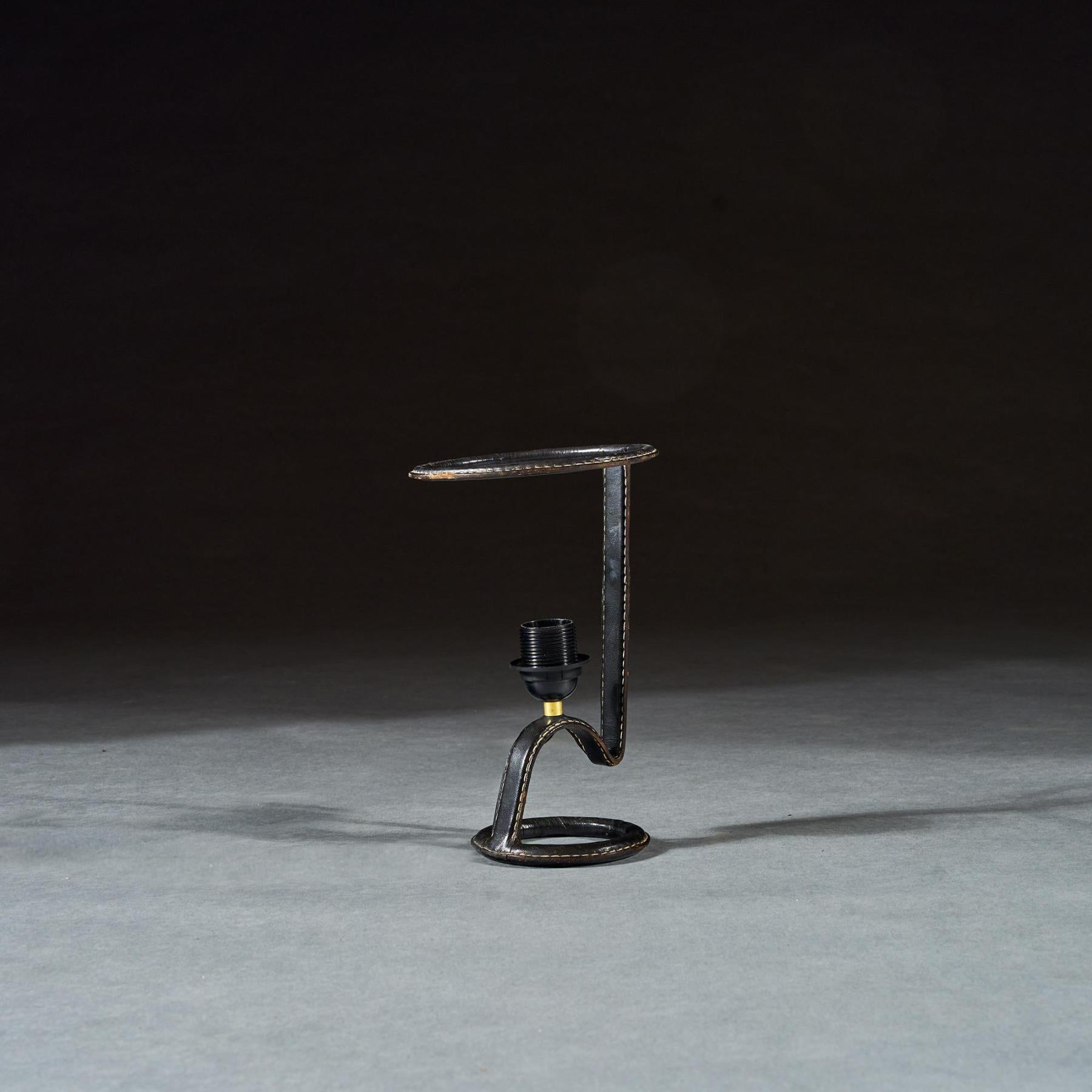 20ième siècle Mid 20th Century Jacques Adnet Black Leather Stitched Torch Shaped Table Lamp en vente