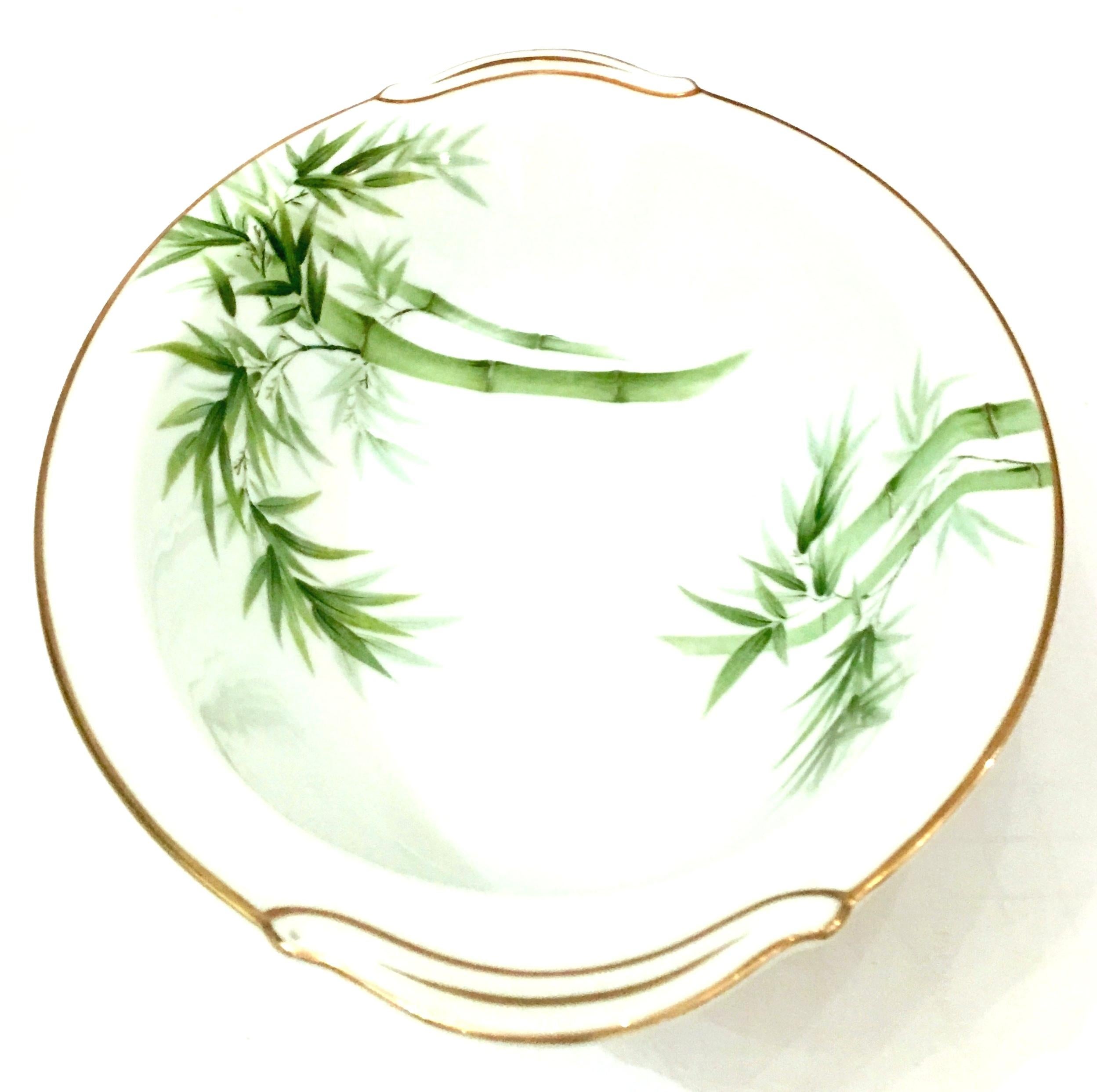 Mid-20th Century Japanese Porcelain Dinnerware Set of 23 Pieces By Noritake 3