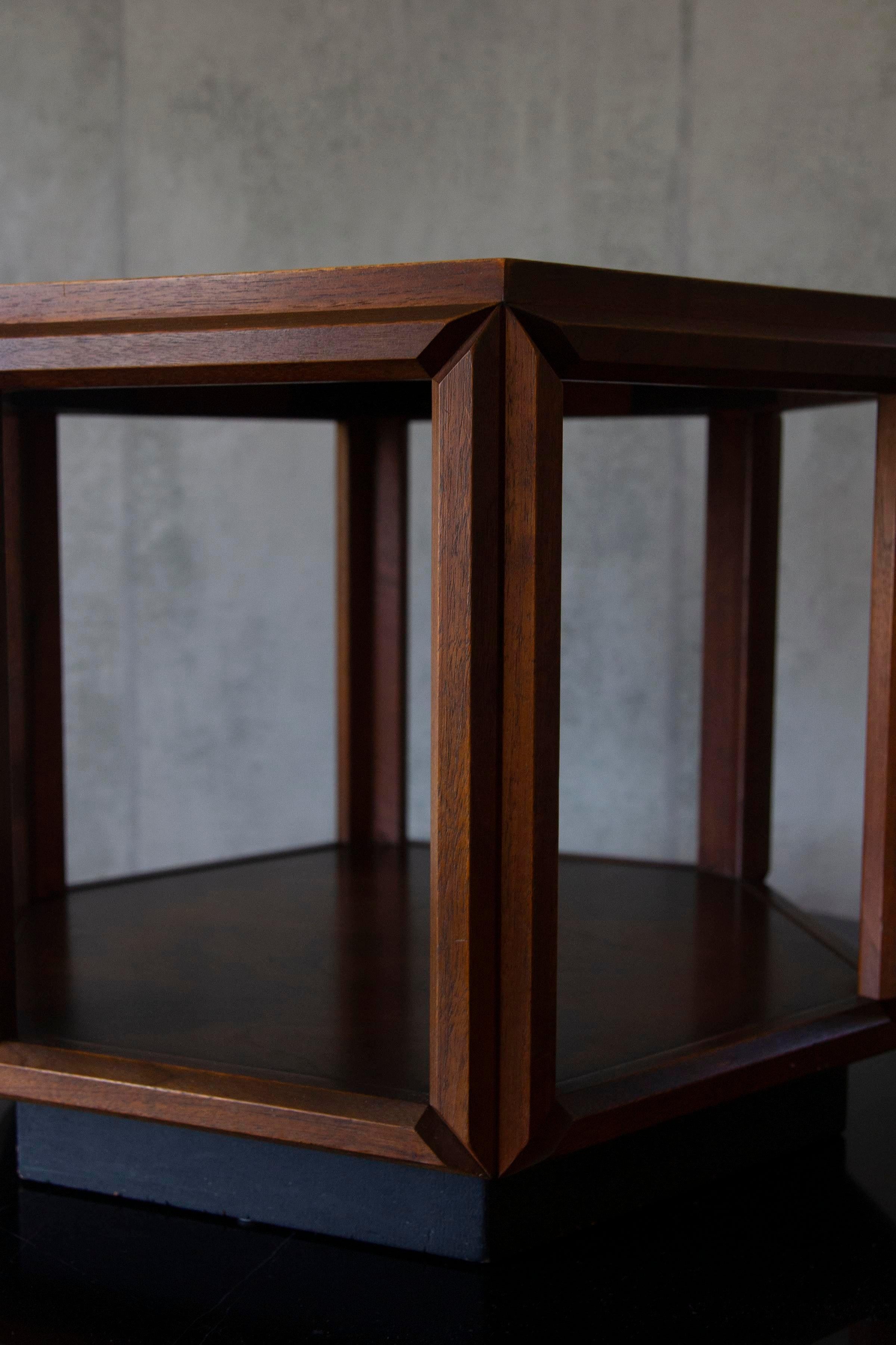 Wood Mid 20th Century John Keal for Brown Saltman Hexagonal Side Tables, Set of 2 For Sale