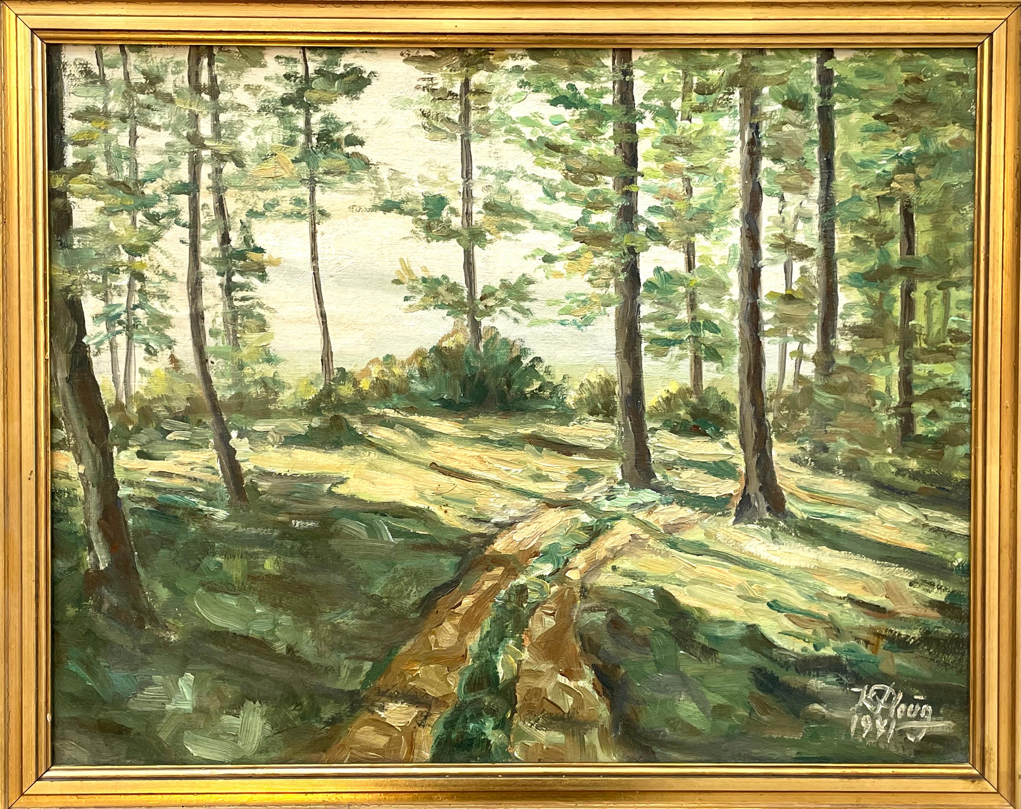 Óleo danés vintage de mediados de siglo, de 1941, firmado por K. Ploug y presentado en un marco clásico de madera dorada ornamentada

Un tranquilo camino forestal serpentea a través de una arboleda de árboles altos y esbeltos, mientras la escena