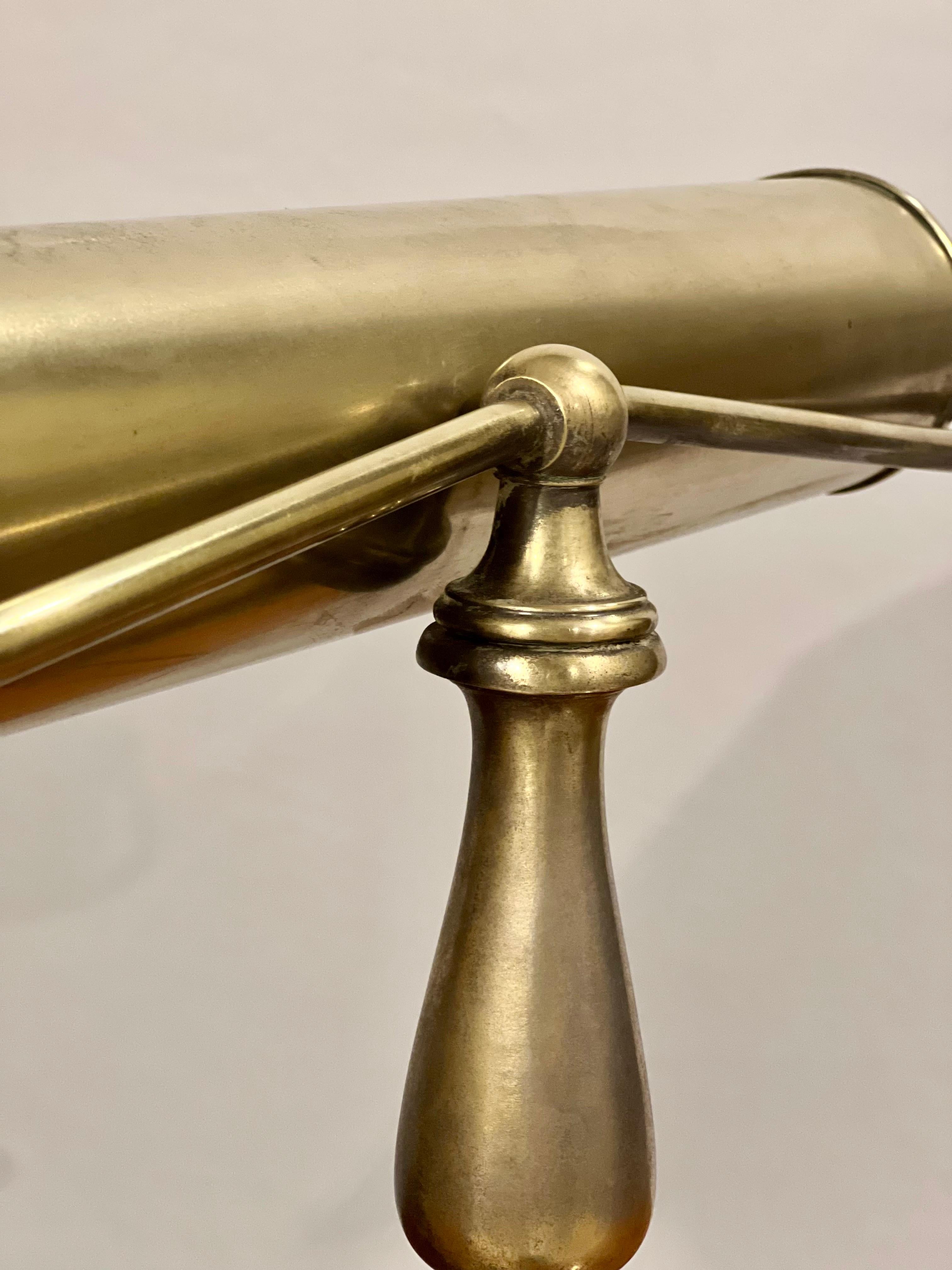 Mid 20th Century Large Brass Bankers Desk Lamp For Sale 4