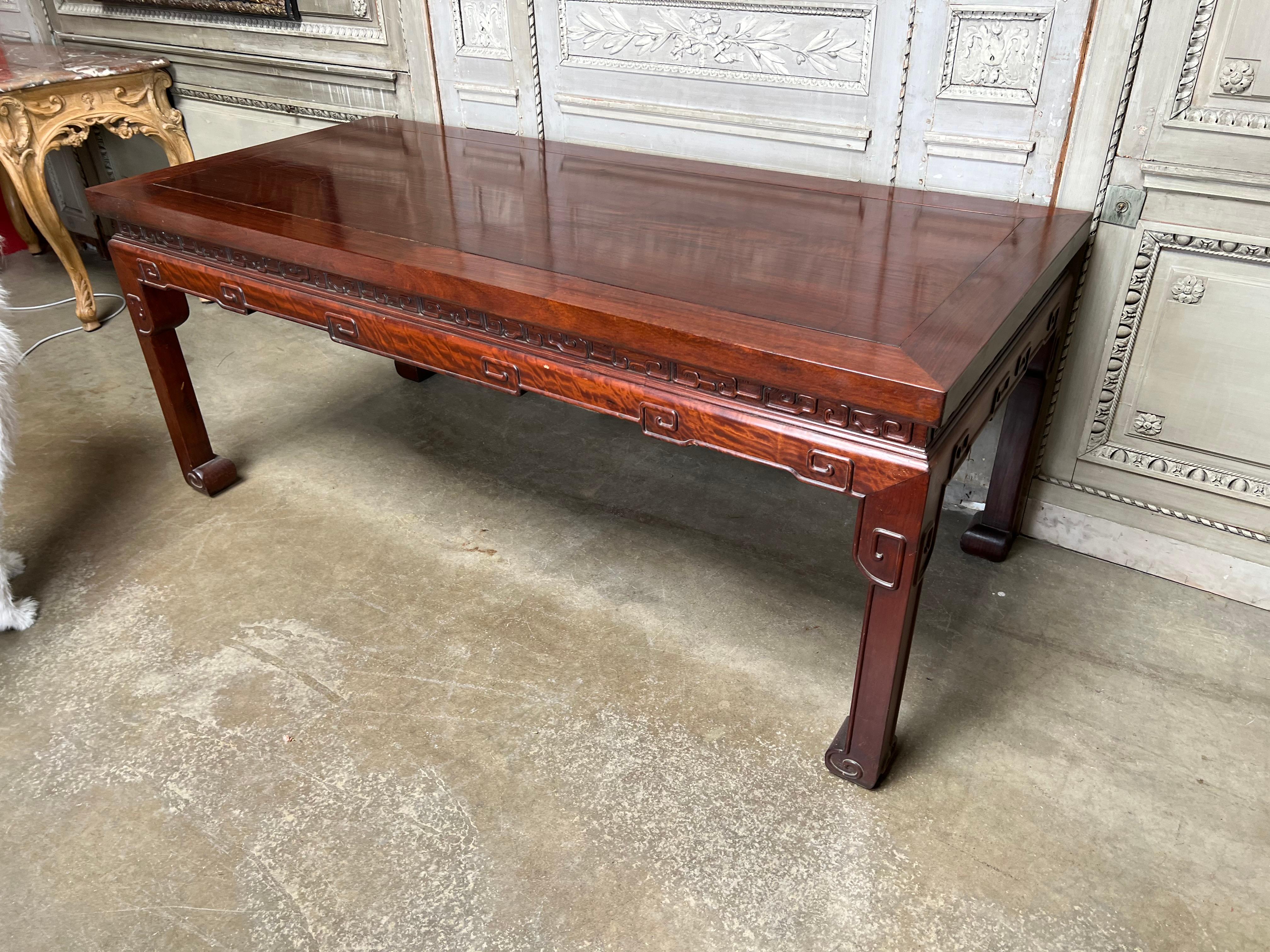 Mid-20th Century Large Chinese Rosewood Center Table For Sale 6